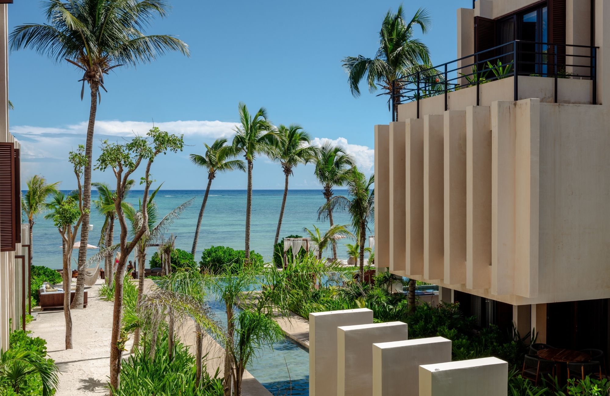 3 bedroom penthouse, private pool, avant garde building with design and decoration inspired by art.