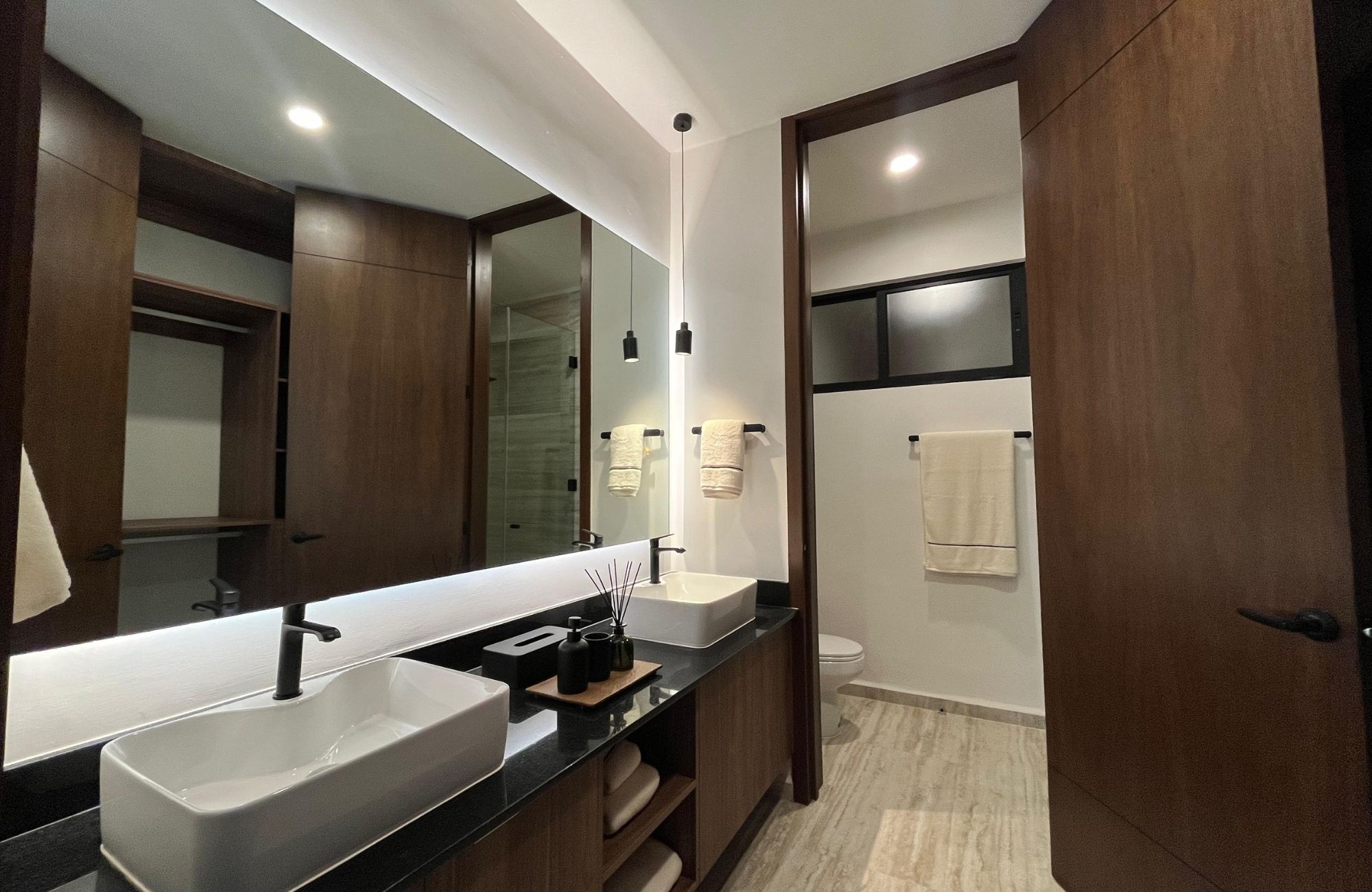 Penthouse de dos pisos con jacuzzi, terraza, pet-friendly en venta M&eacute;rida