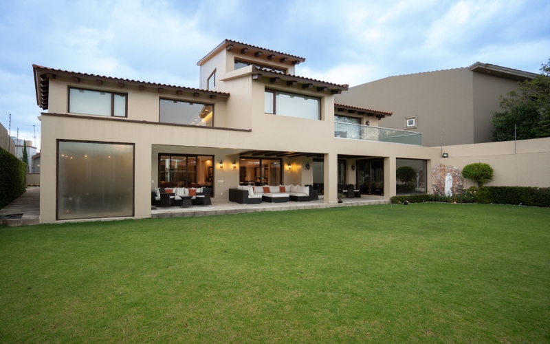 Residencia lujosa con alberca privada en venta, Lomas Country Club, Ciudad de M&eacute;xico&nbsp;