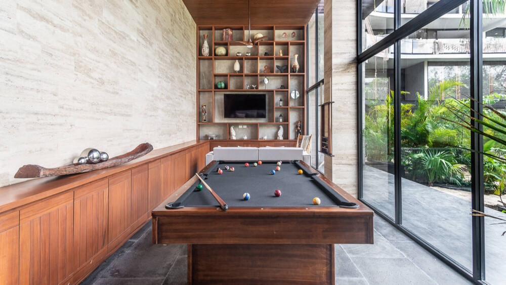 Condo steps from Fifth Avenue and the beach, rooftop, for sale Playa del Carmen.