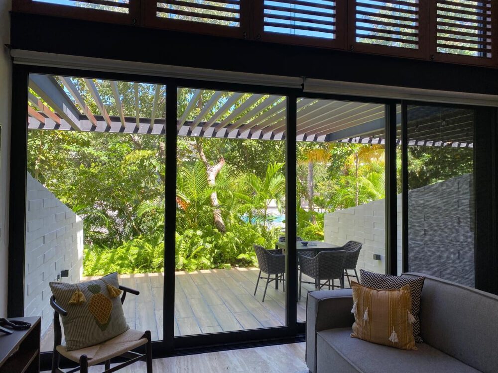 Condo steps from Fifth Avenue and the beach, rooftop, for sale Playa del Carmen.