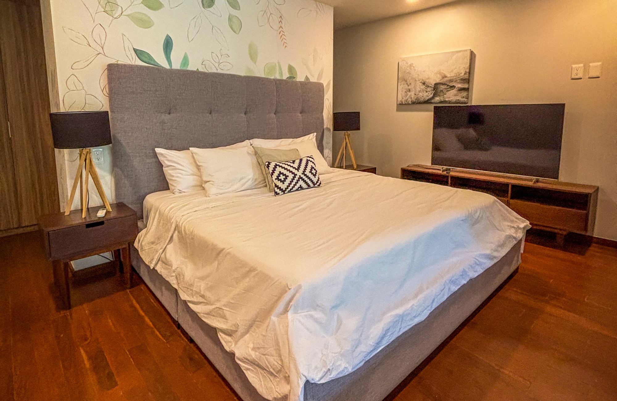 Condo steps from Fifth Avenue and the beach, rooftop, for sale Playa del Carmen.