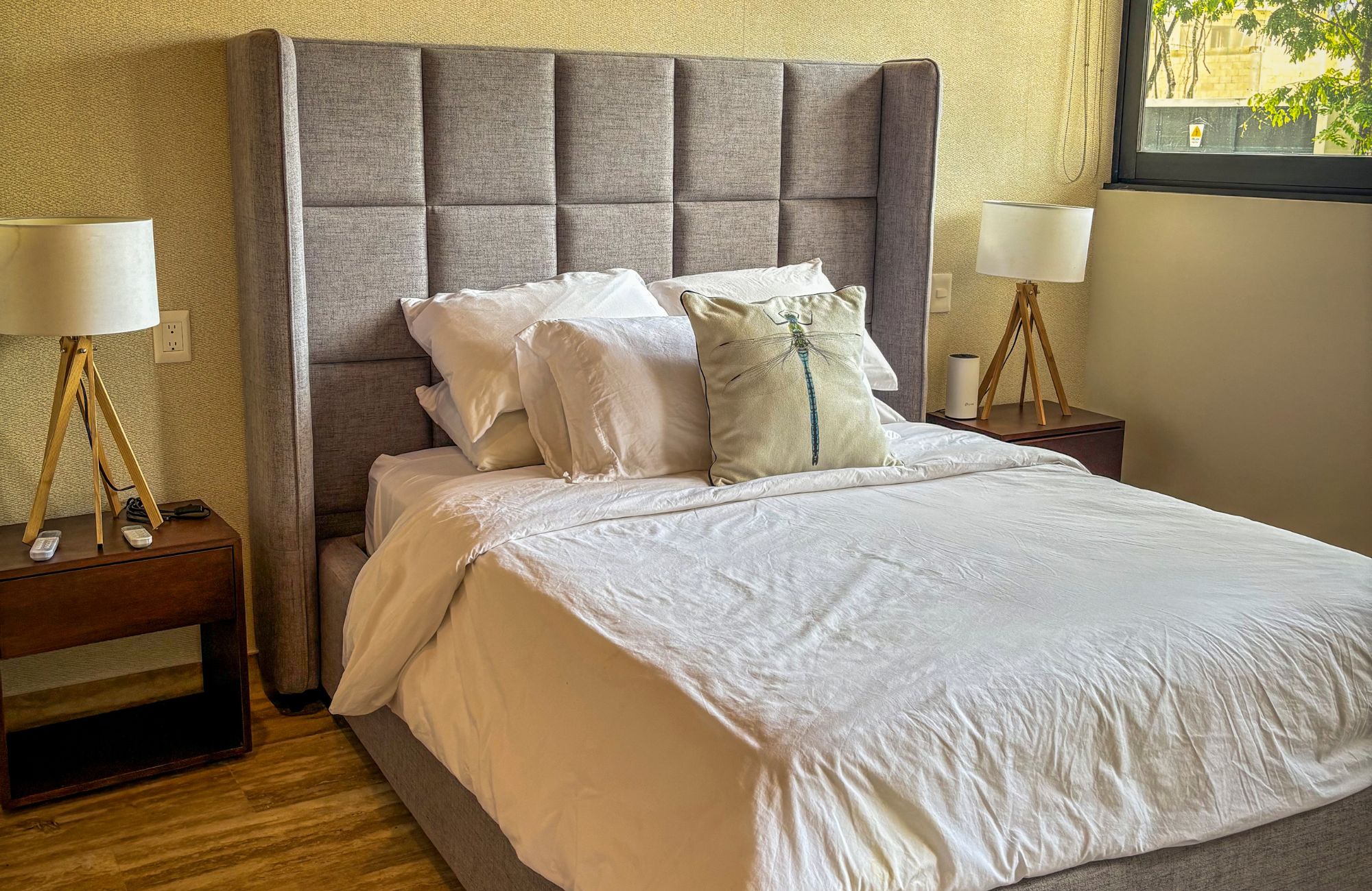 Condo steps from Fifth Avenue and the beach, rooftop, for sale Playa del Carmen.