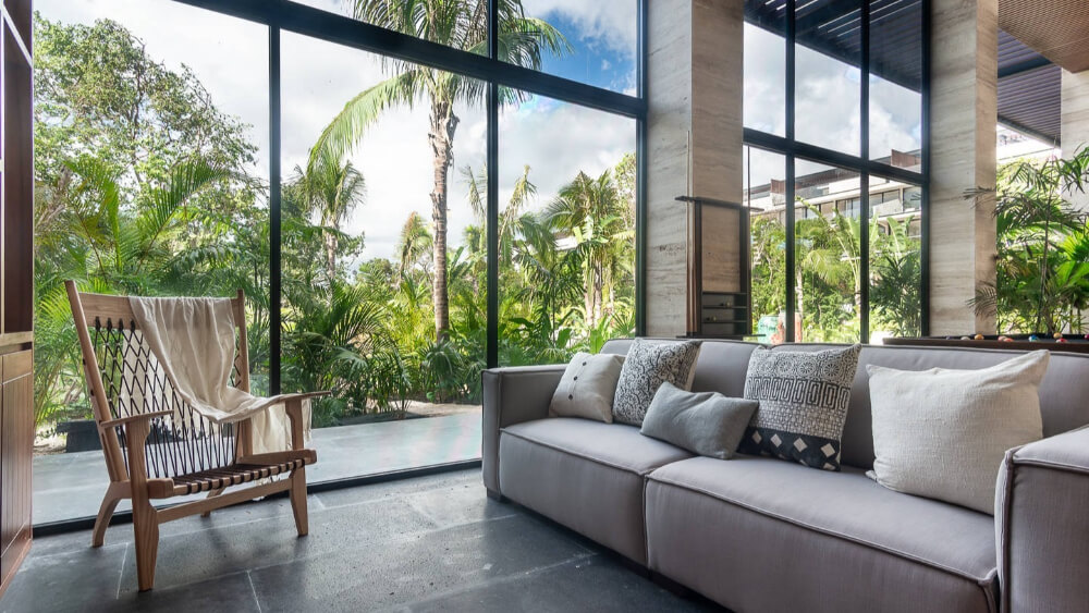 Condo steps from Fifth Avenue and the beach, rooftop, for sale Playa del Carmen.