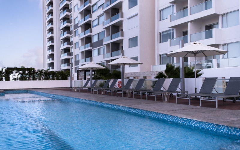 Condo with Terrace and Multiple Amenities, for Sale, Bonampak Canc&uacute;n