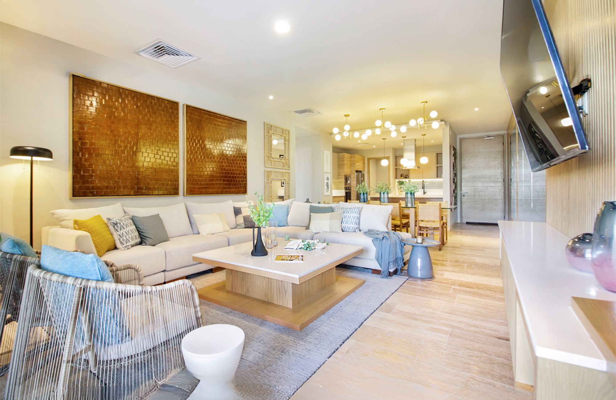 Condo, panoramic views, terrace, service room for sale, Las Am&eacute;ricas Zone, Canc&uacute;n