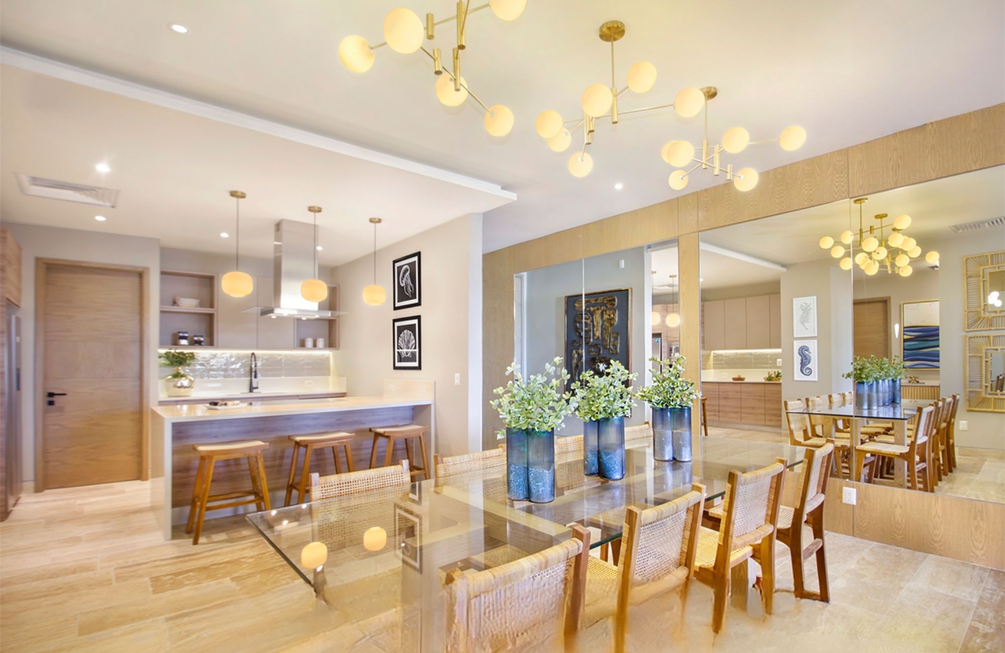 Condo, panoramic views, terrace, service room for sale, Las Am&eacute;ricas Zone, Canc&uacute;n