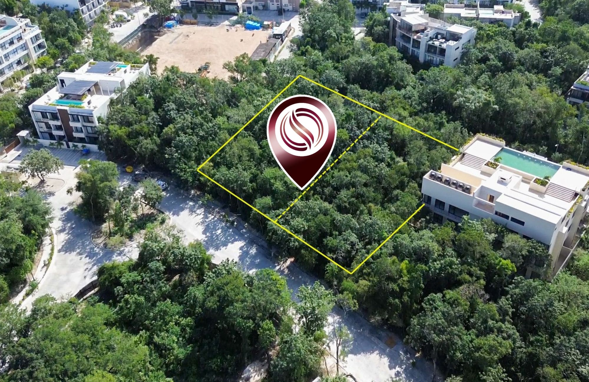 Land in community surrounded by nature with amenities, sale Tulum