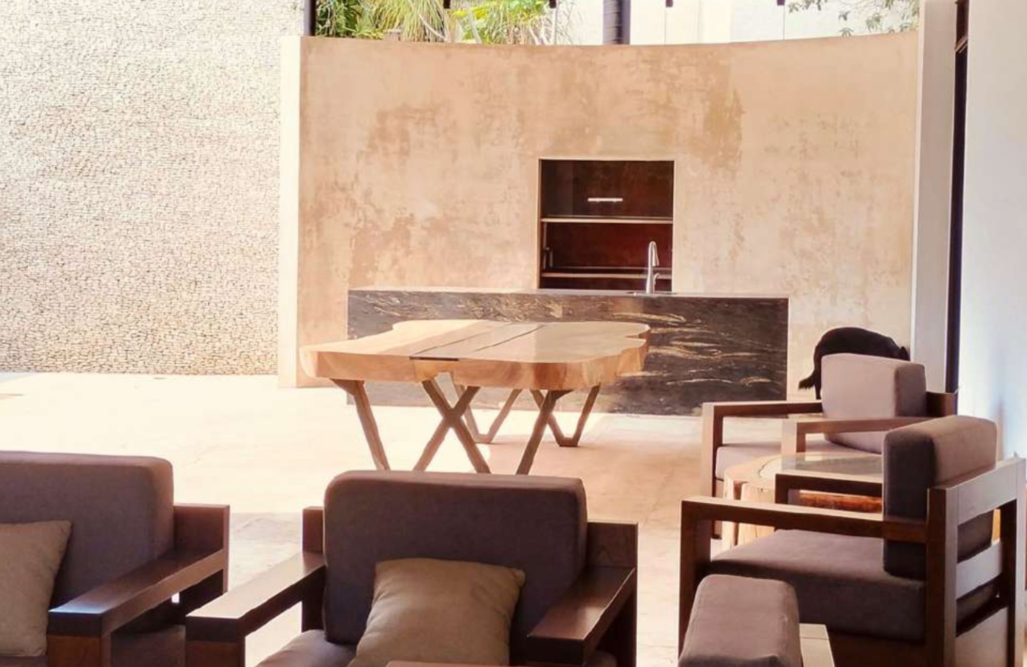 Luxury House with Private Pool for Sale, Yucat&aacute;n Country Club, M&eacute;rida