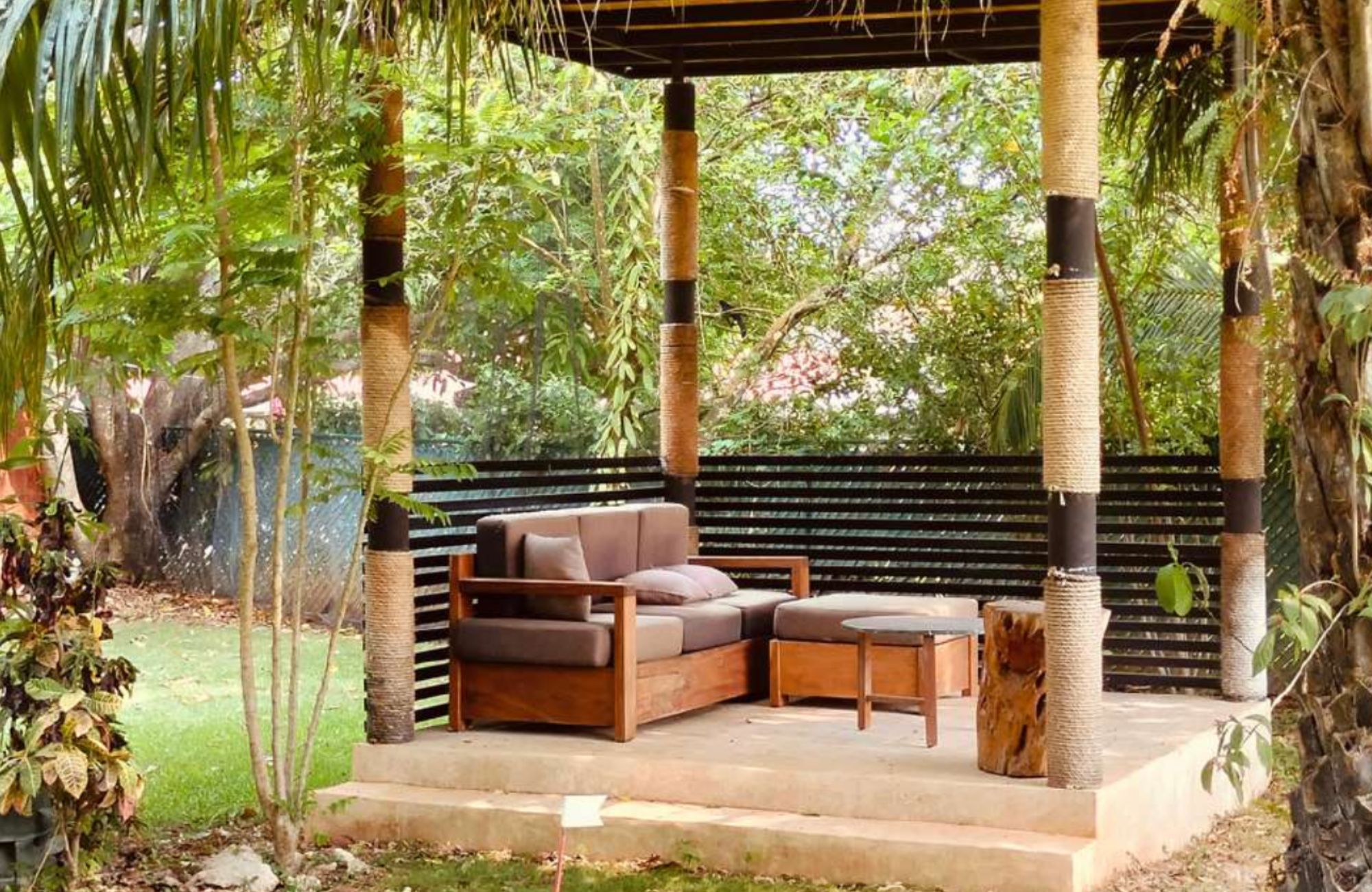 Luxury House with Private Pool for Sale, Yucat&aacute;n Country Club, M&eacute;rida