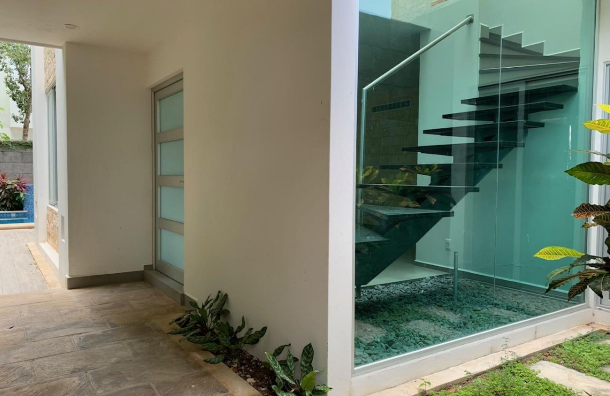 Casa de lujo, alberca privada, m&uacute;ltiples terrazas, en venta, Huayac&aacute;n, Canc&uacute;n&nbsp;