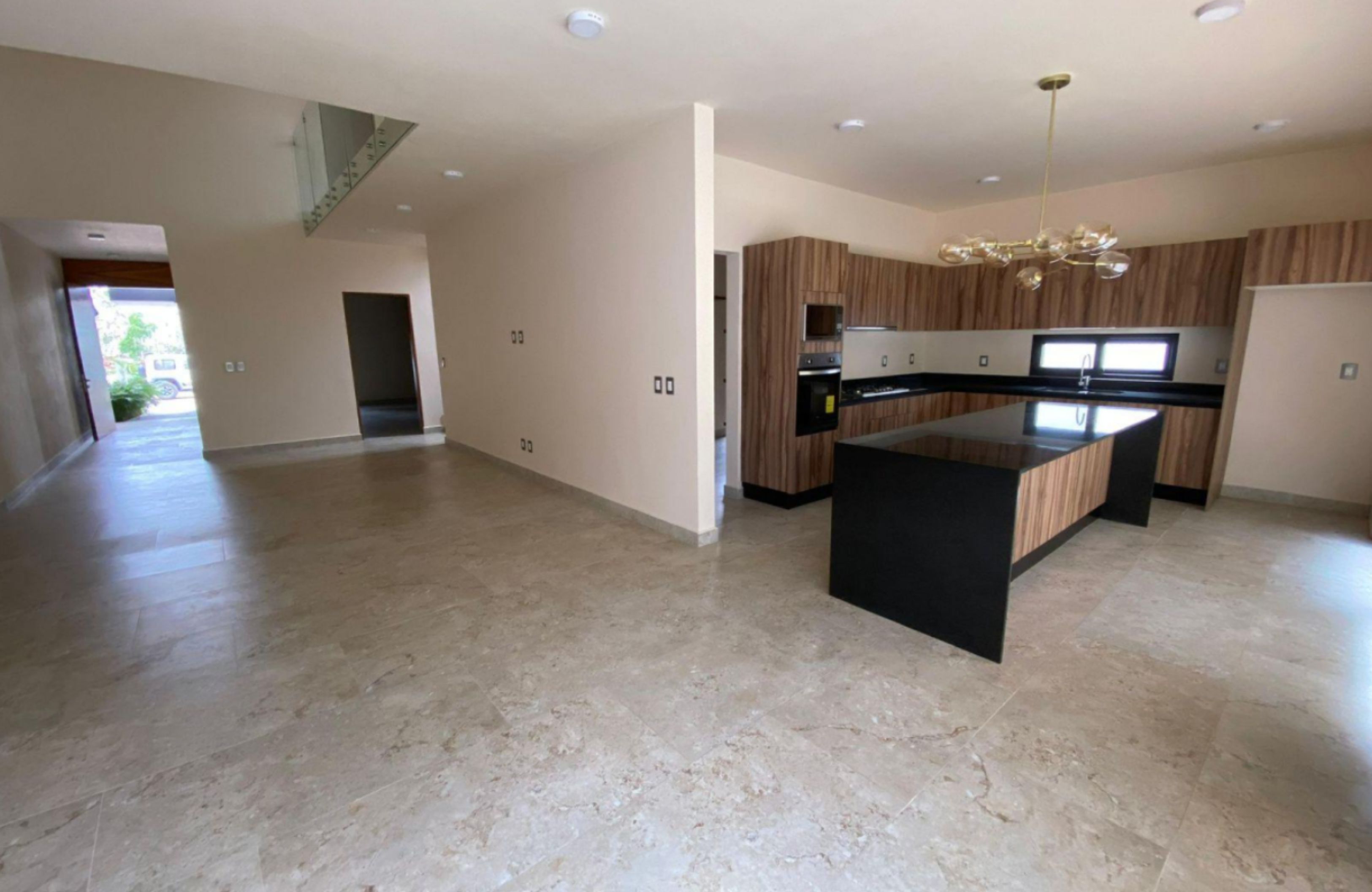 Casa con alberca privada, techos altos, en venta Residencial Aqua, Canc&uacute;n