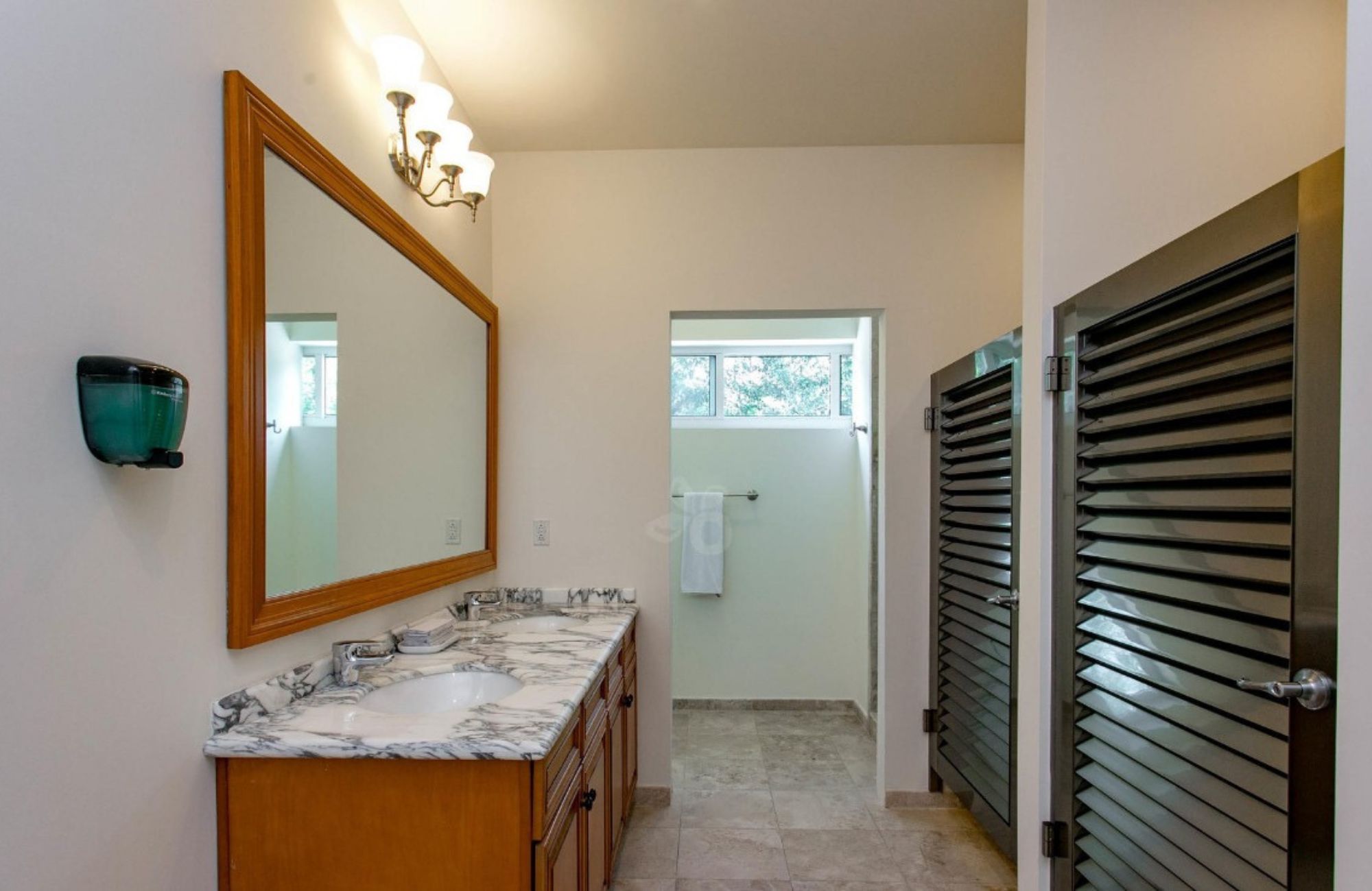 &iexcl;Reducci&oacute;n de precio! Condo de lujo con vista al mar, en la Zona Hotelera Sur, Cozumel.