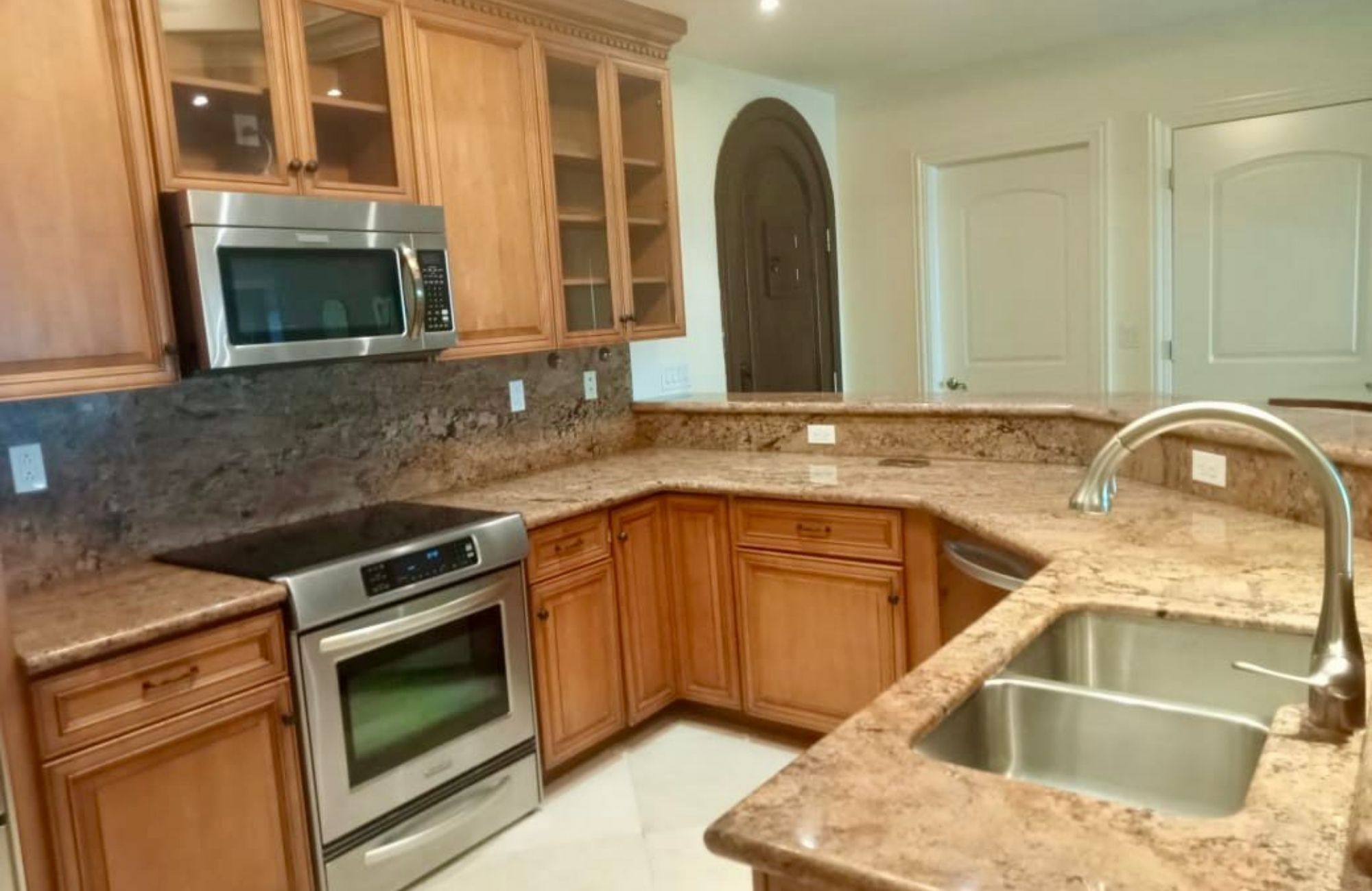 &iexcl;Reducci&oacute;n de precio! Condo de lujo con vista al mar, en la Zona Hotelera Sur, Cozumel.