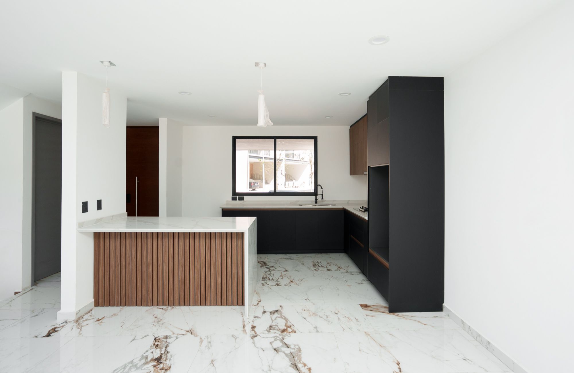 Departamento con balc&oacute;n privado y roof garden com&uacute;n, en venta, Polanco, CDMX