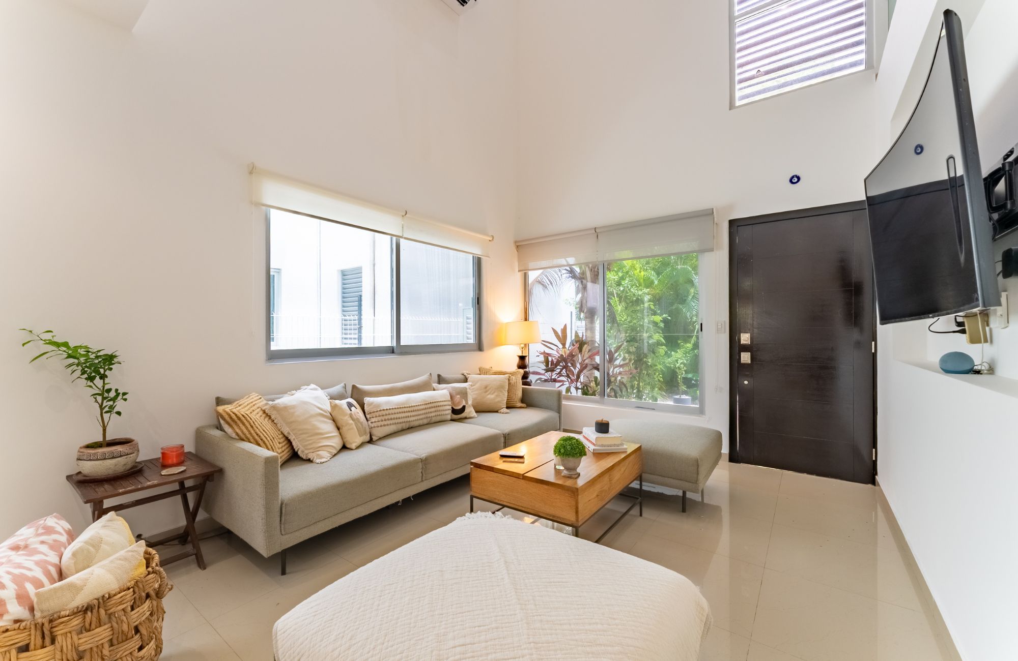 House with garden and private pool, TV room- Study, in gated community with amenities for the whole family, for sale, Valenia, Playa del Car