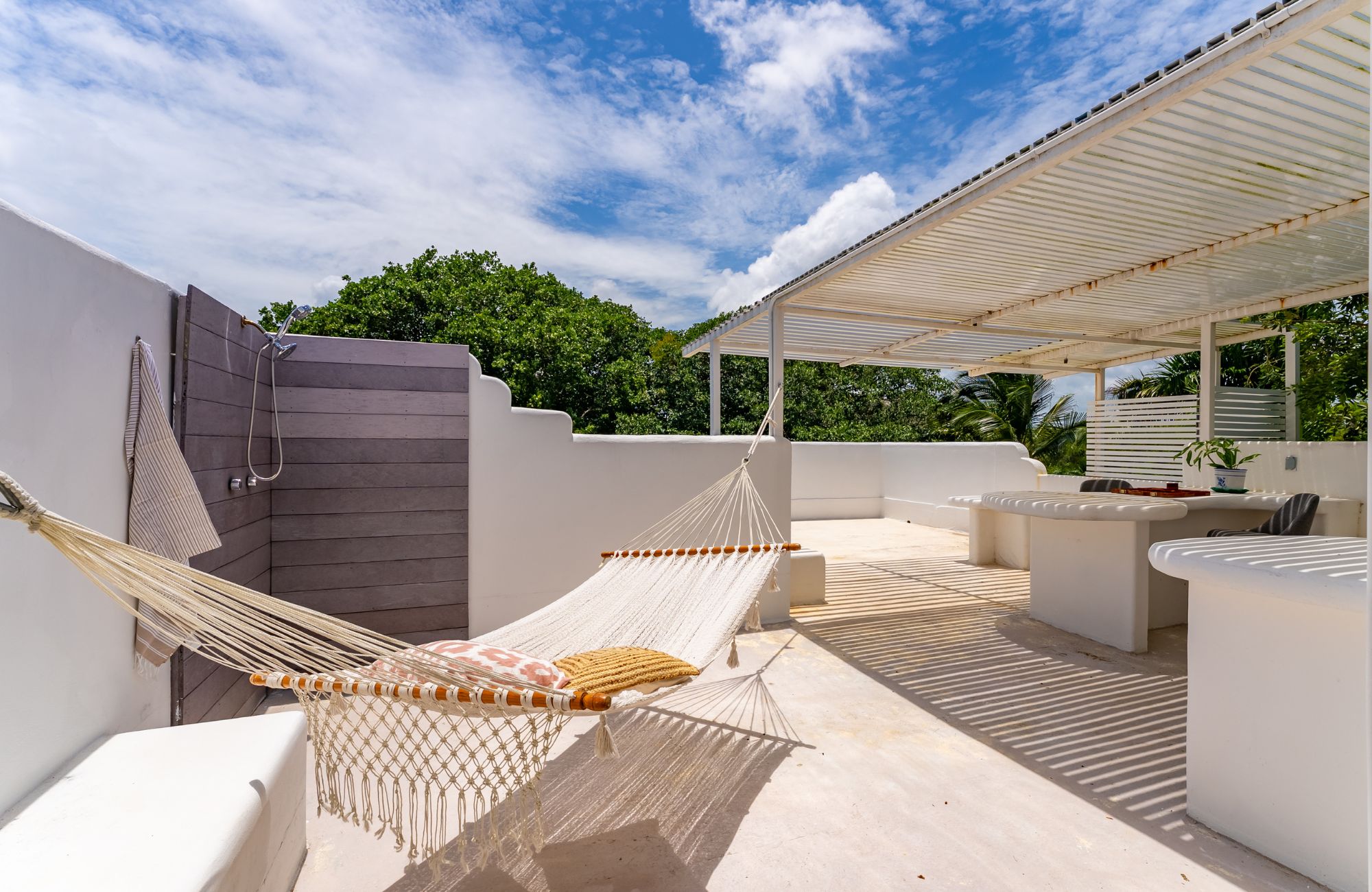 House with garden and private pool, TV room- Study, in gated community with amenities for the whole family, for sale, Valenia, Playa del Car