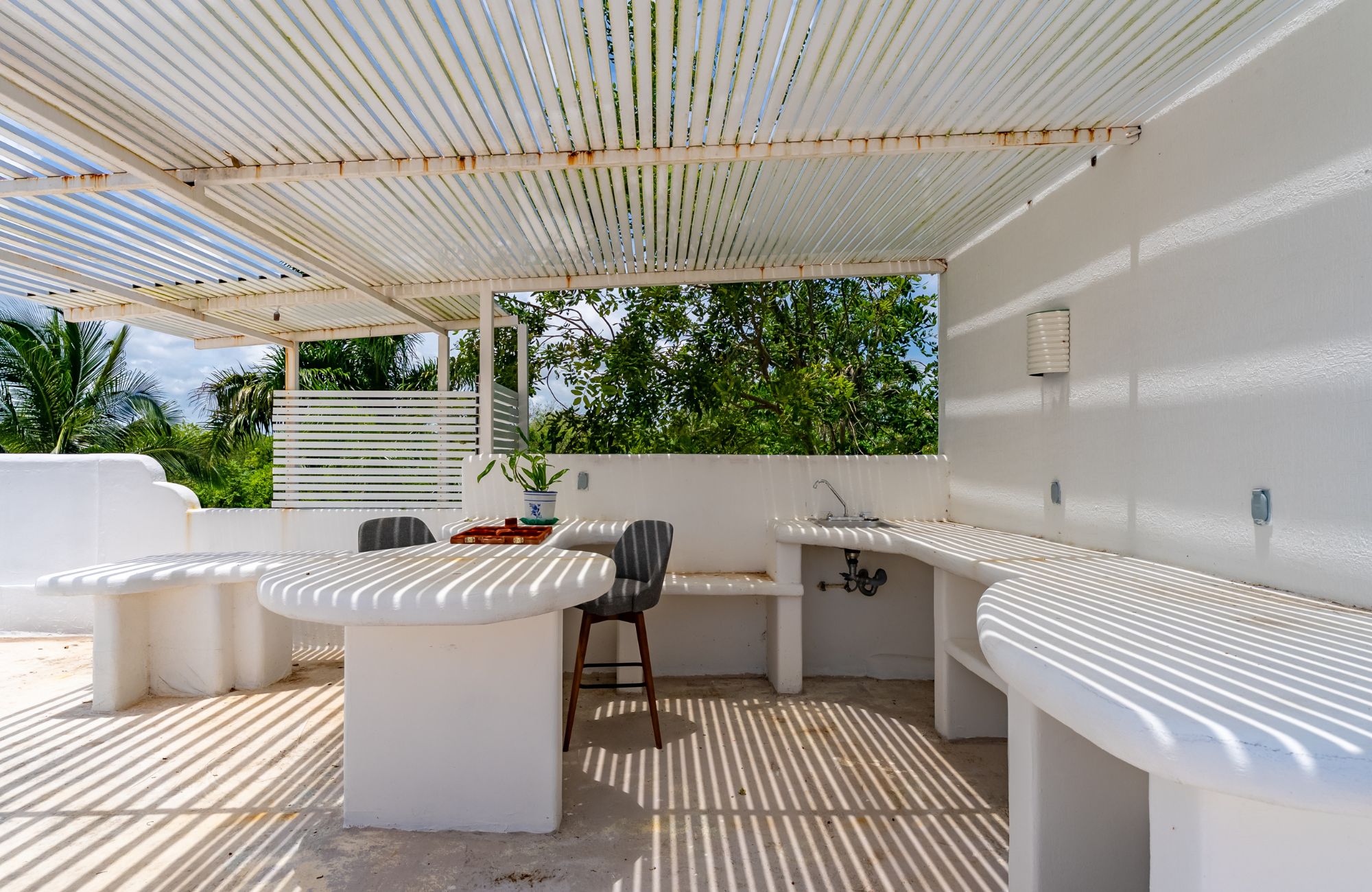 House with garden and private pool, TV room- Study, in gated community with amenities for the whole family, for sale, Valenia, Playa del Car