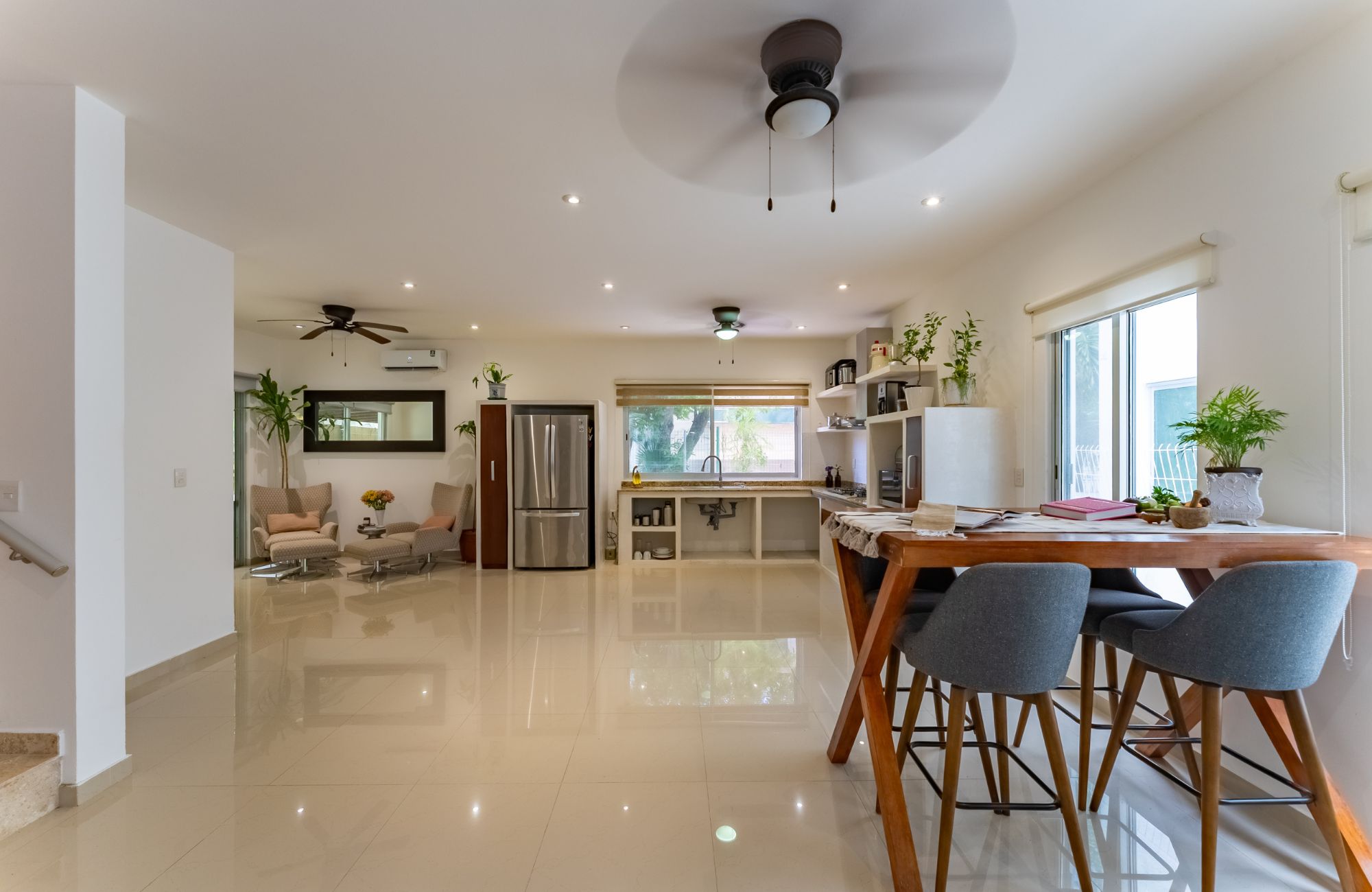 House with garden and private pool, TV room- Study, in gated community with amenities for the whole family, for sale, Valenia, Playa del Car