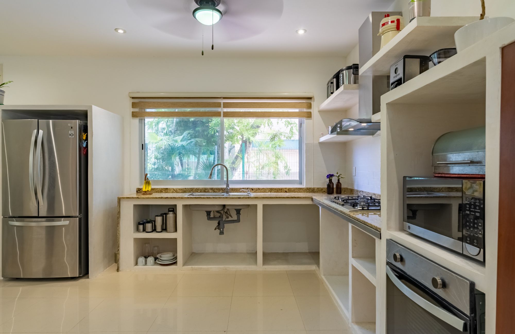 House with garden and private pool, TV room- Study, in gated community with amenities for the whole family, for sale, Valenia, Playa del Car