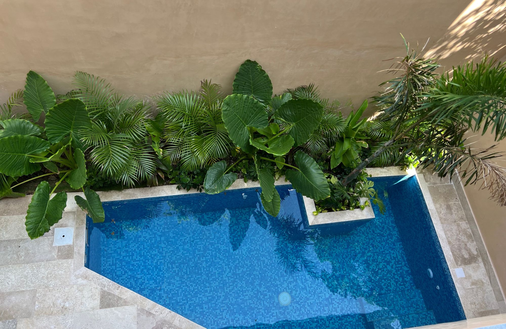 Casa con doble altura y rooftop, alberca comun, El Encuentro, Playa del Carmen