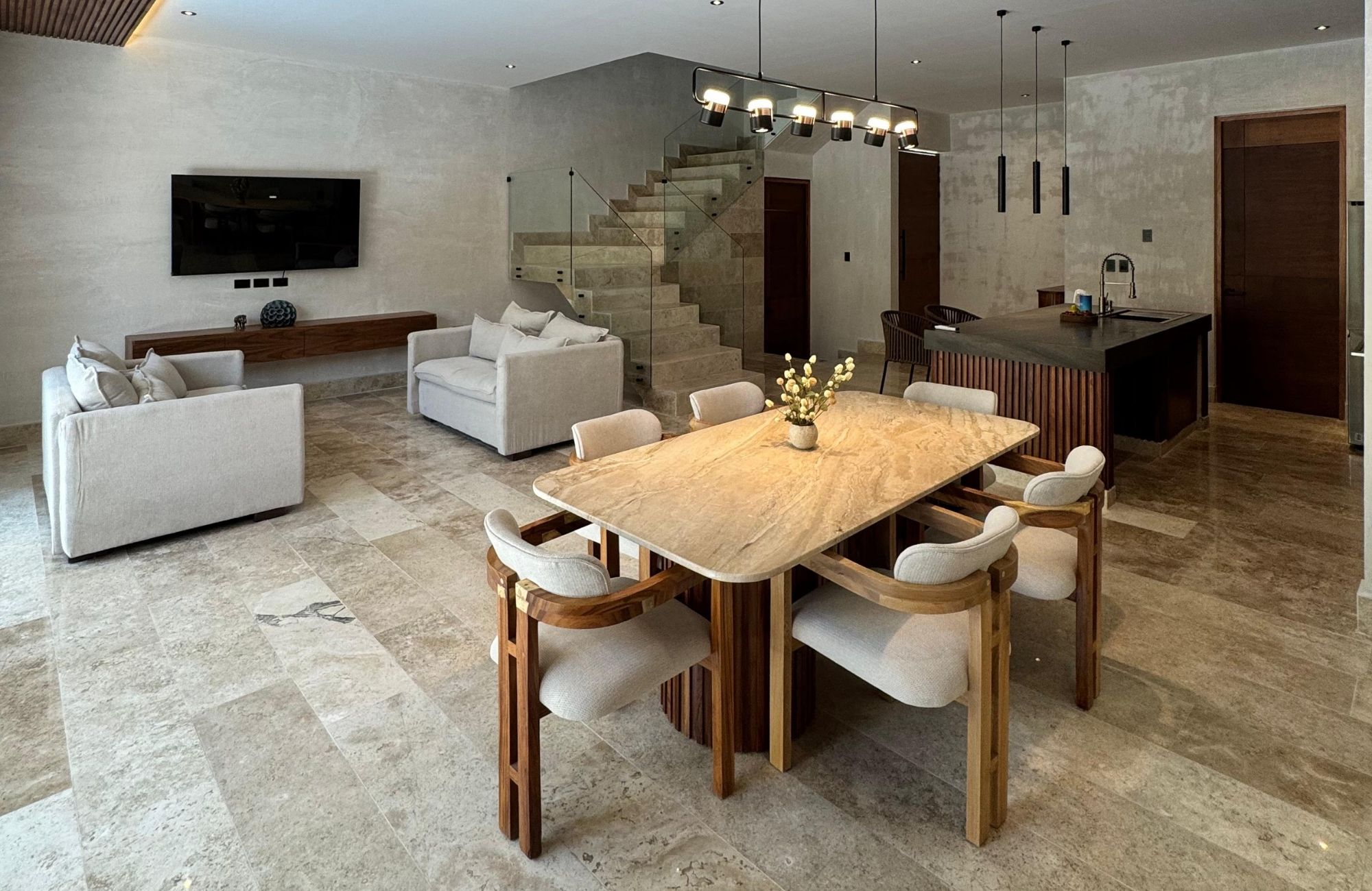 Casa con doble altura y rooftop, alberca comun, El Encuentro, Playa del Carmen