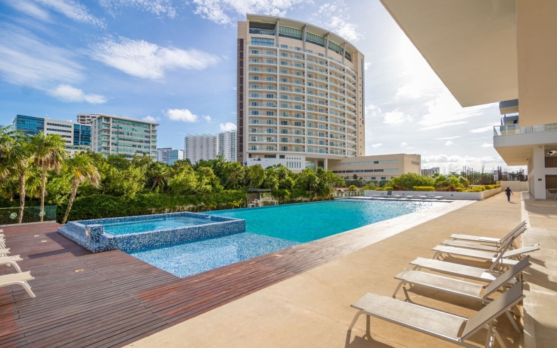 Loft con balc&oacute;n, en comunidad cerrada, en venta, Zona Hotelera, Canc&uacute;n