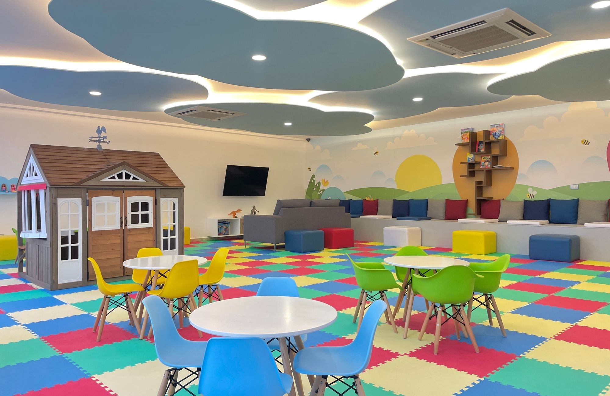 Condominio con terraza,en venta, Zona aeropuerto, Cancun.