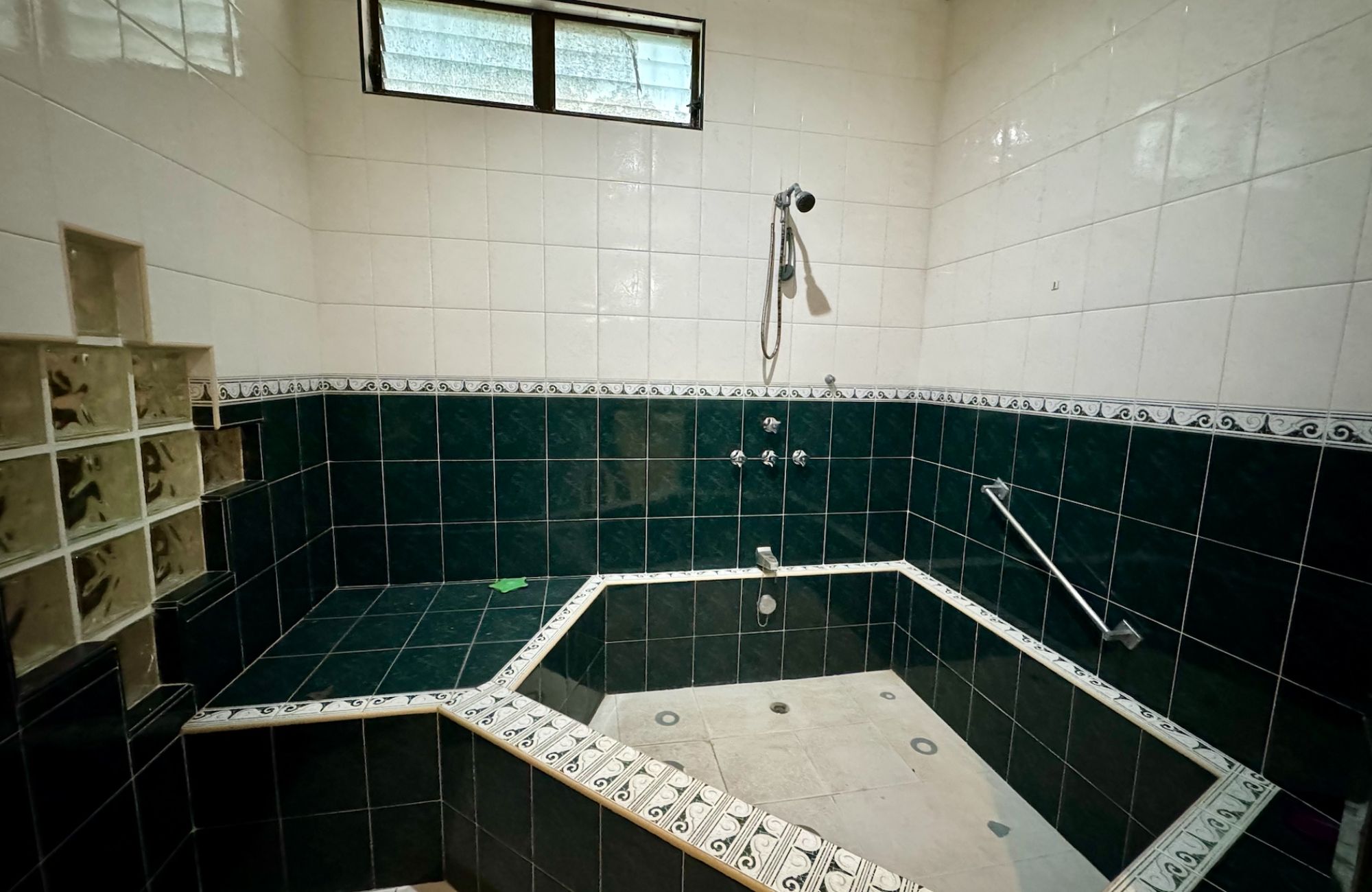 House with study, garden, and covered parking, for sale, Urba, Cozumel