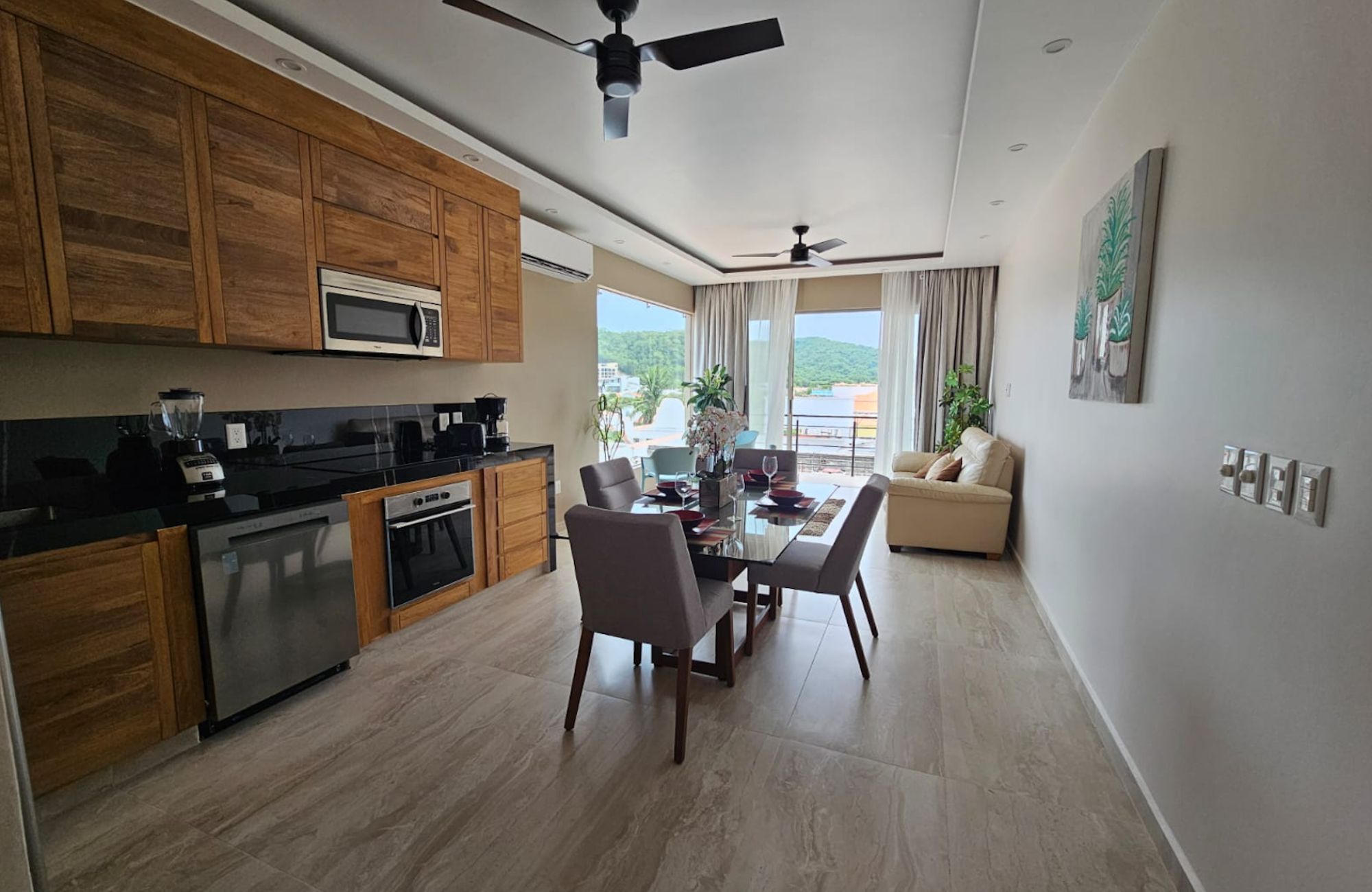 Brand-new condo with ocean view and beach access for sale, Playa Tej&oacute;n, Huatulco