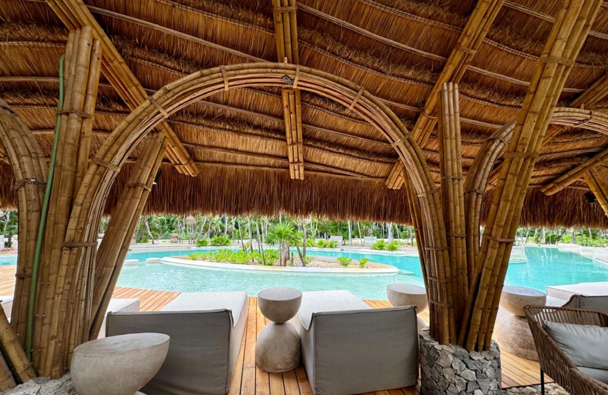 Multifamily land of 1,841 m2 in a luxury residential area for sale, Region 11, Tulum.