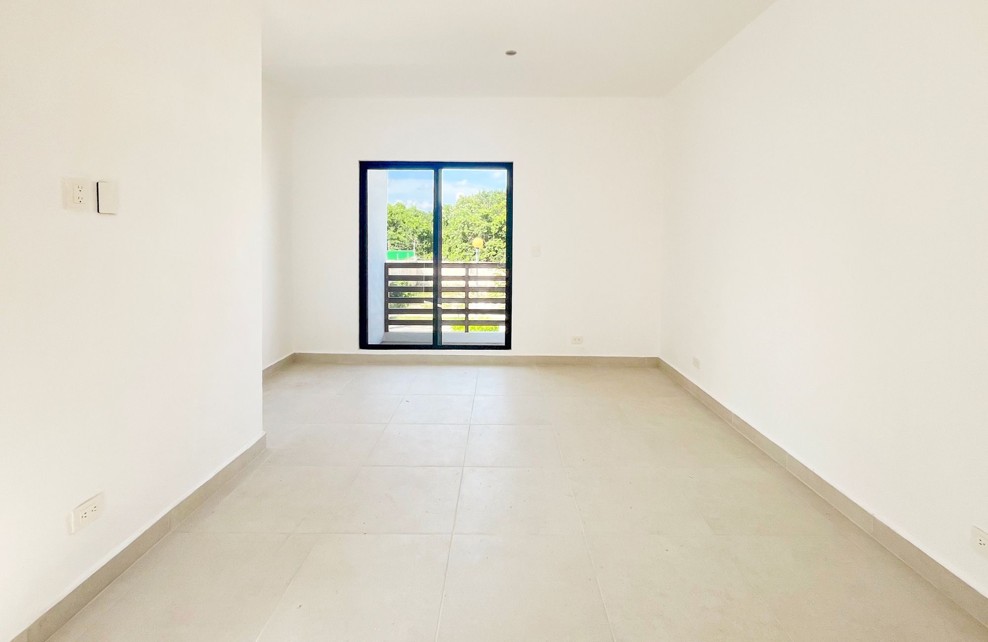 Corner house with Independent Studio, for Sale, Centro Maya, Playa del Carmen