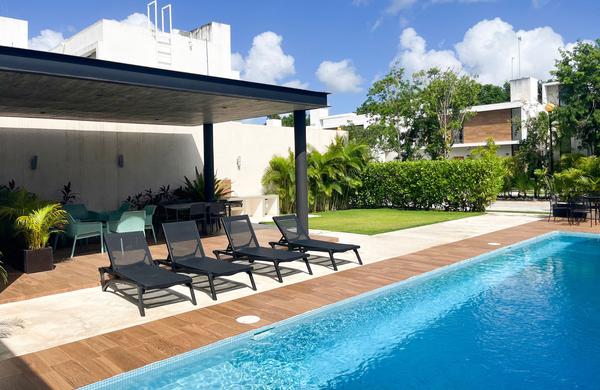 Corner house with Independent Studio, for Sale, Centro Maya, Playa del Carmen