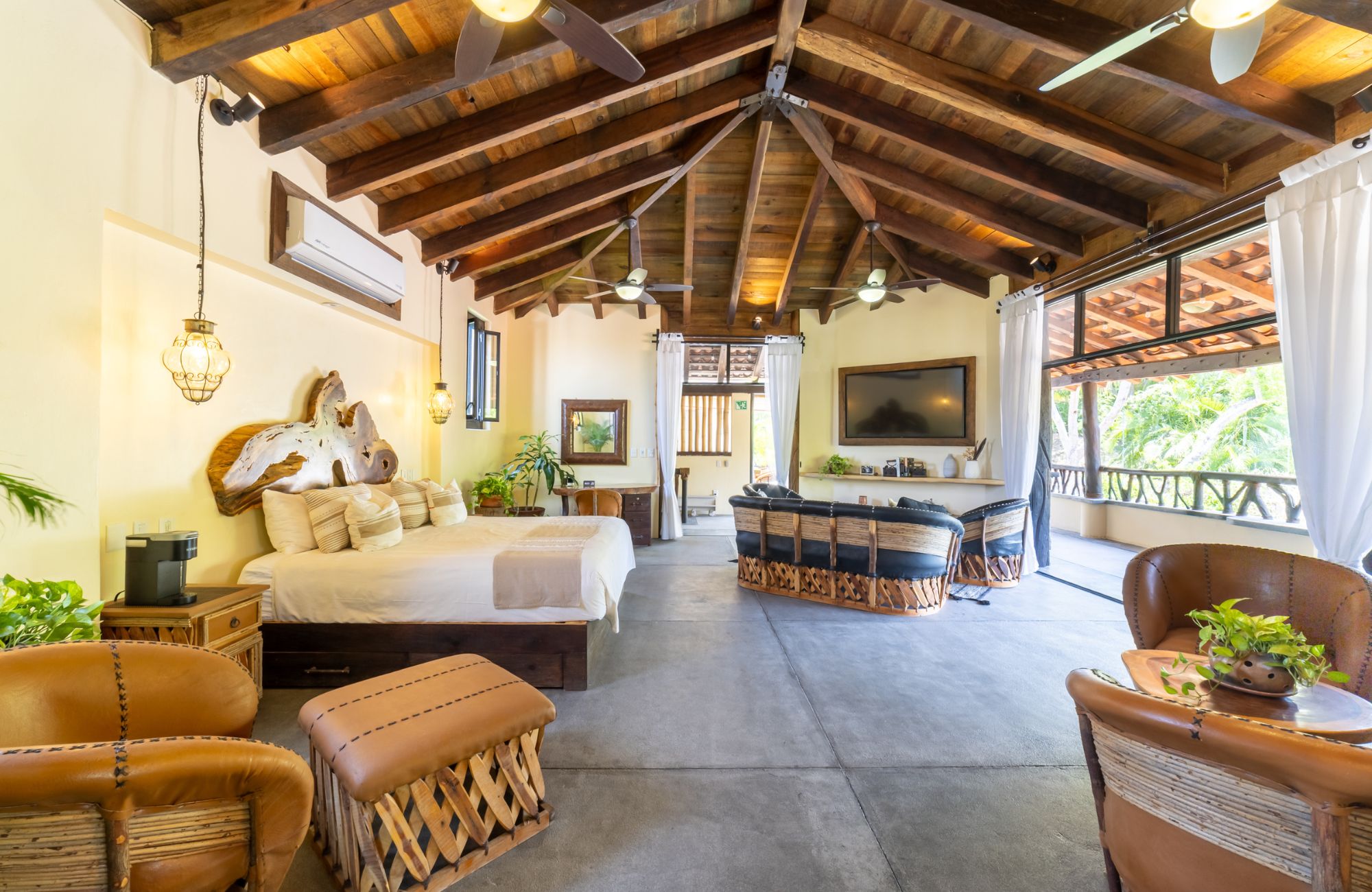 House with Private Pool and Ocean View for Sale, Residencial Conejos, Huatulco