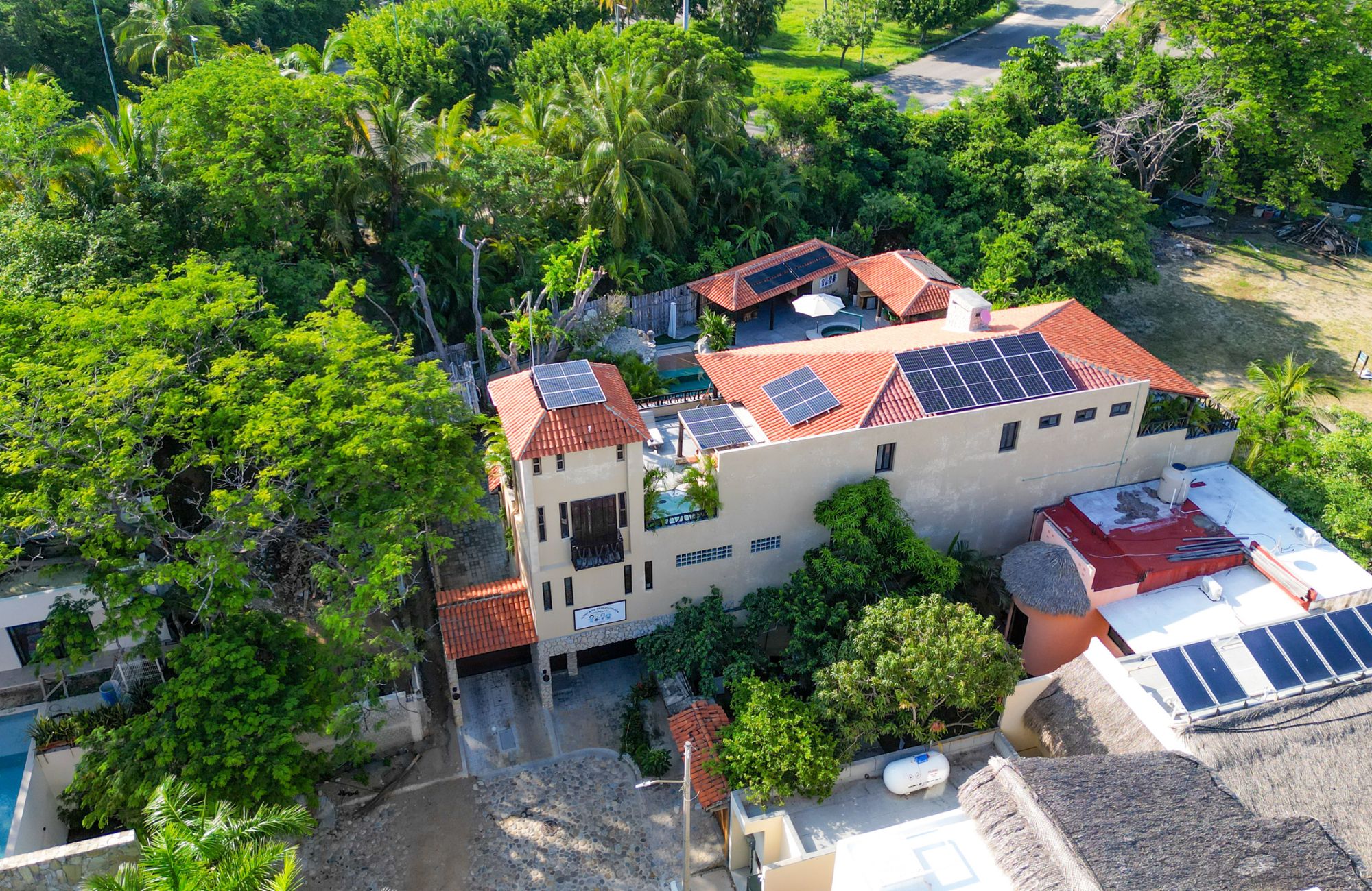 House with Private Pool and Ocean View for Sale, Residencial Conejos, Huatulco