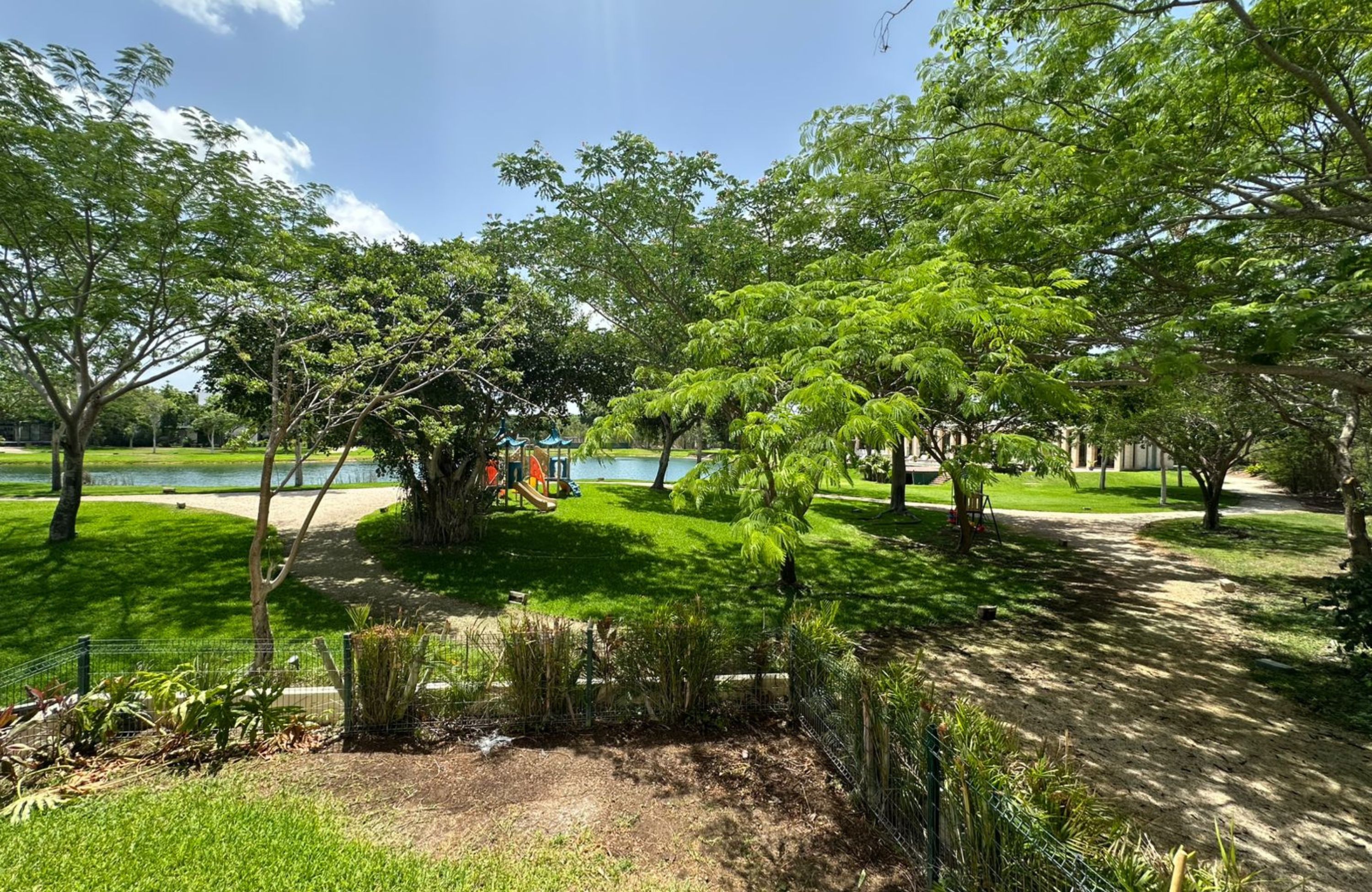 Apartment with 25 amenities, commercial area, dog park, for sale North Zone Merida