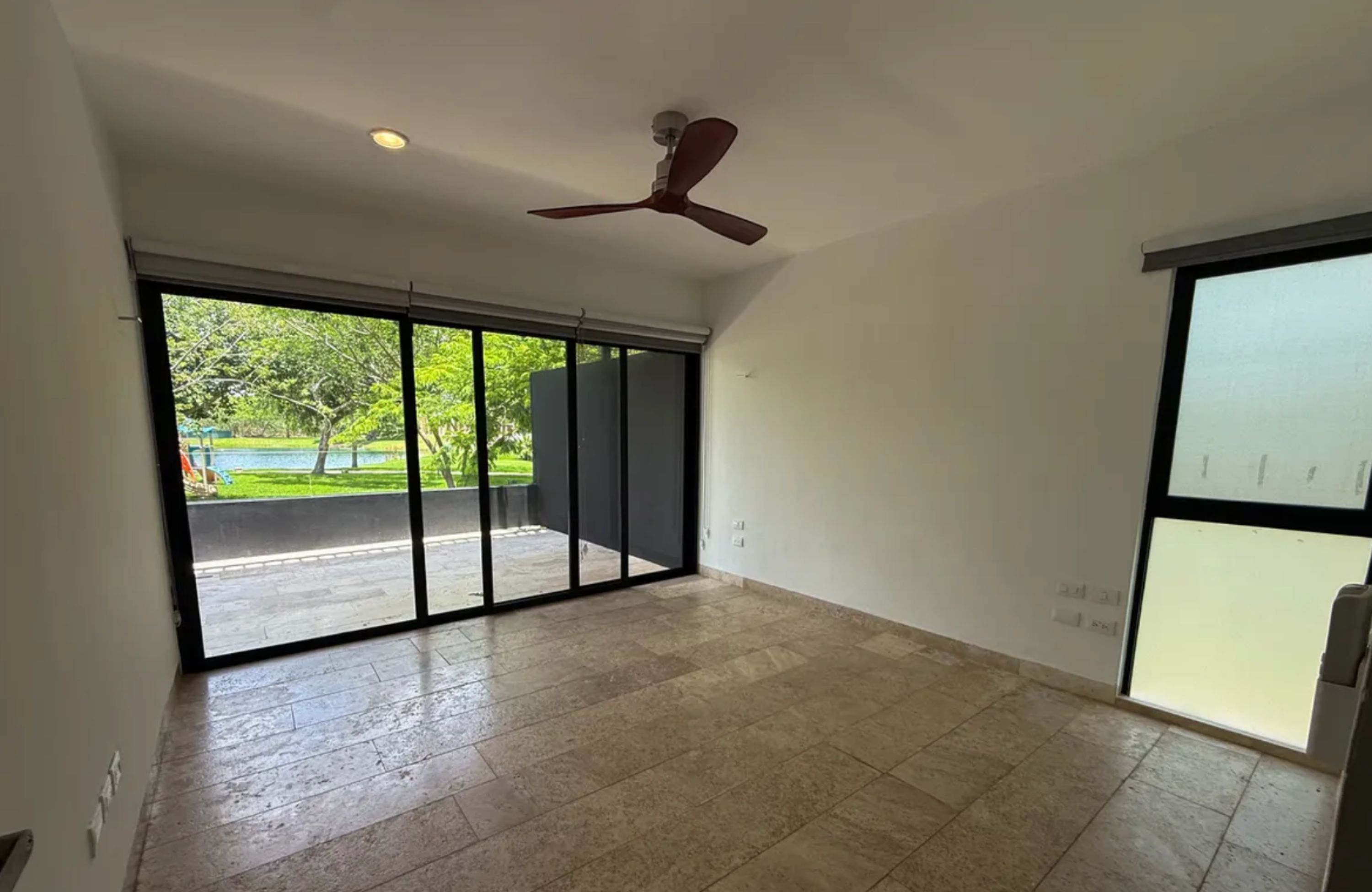 Apartment with 25 amenities, commercial area, dog park, for sale North Zone Merida