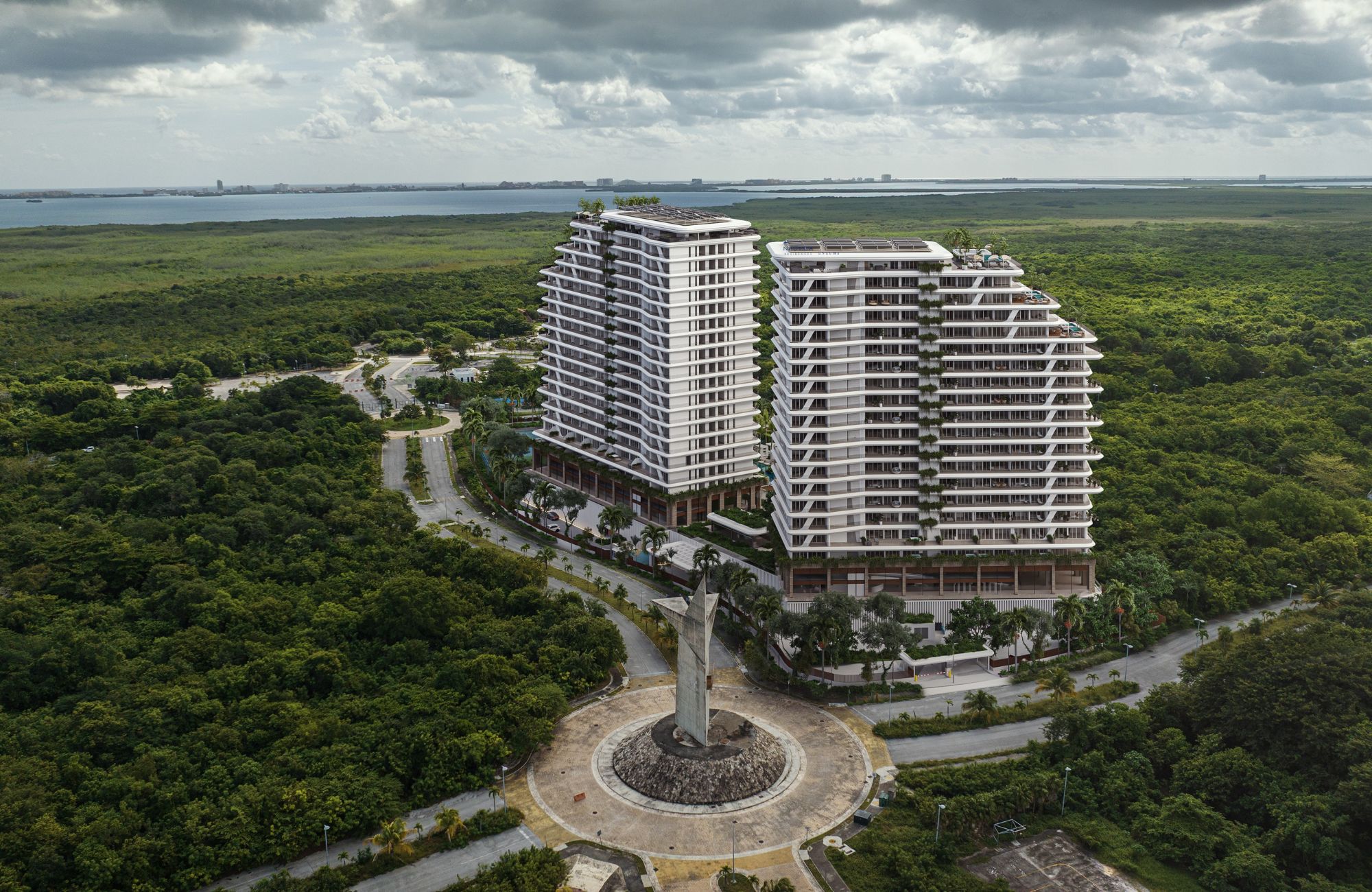 Marina front condominium with golf course views and nature reserve with luxury finishes.