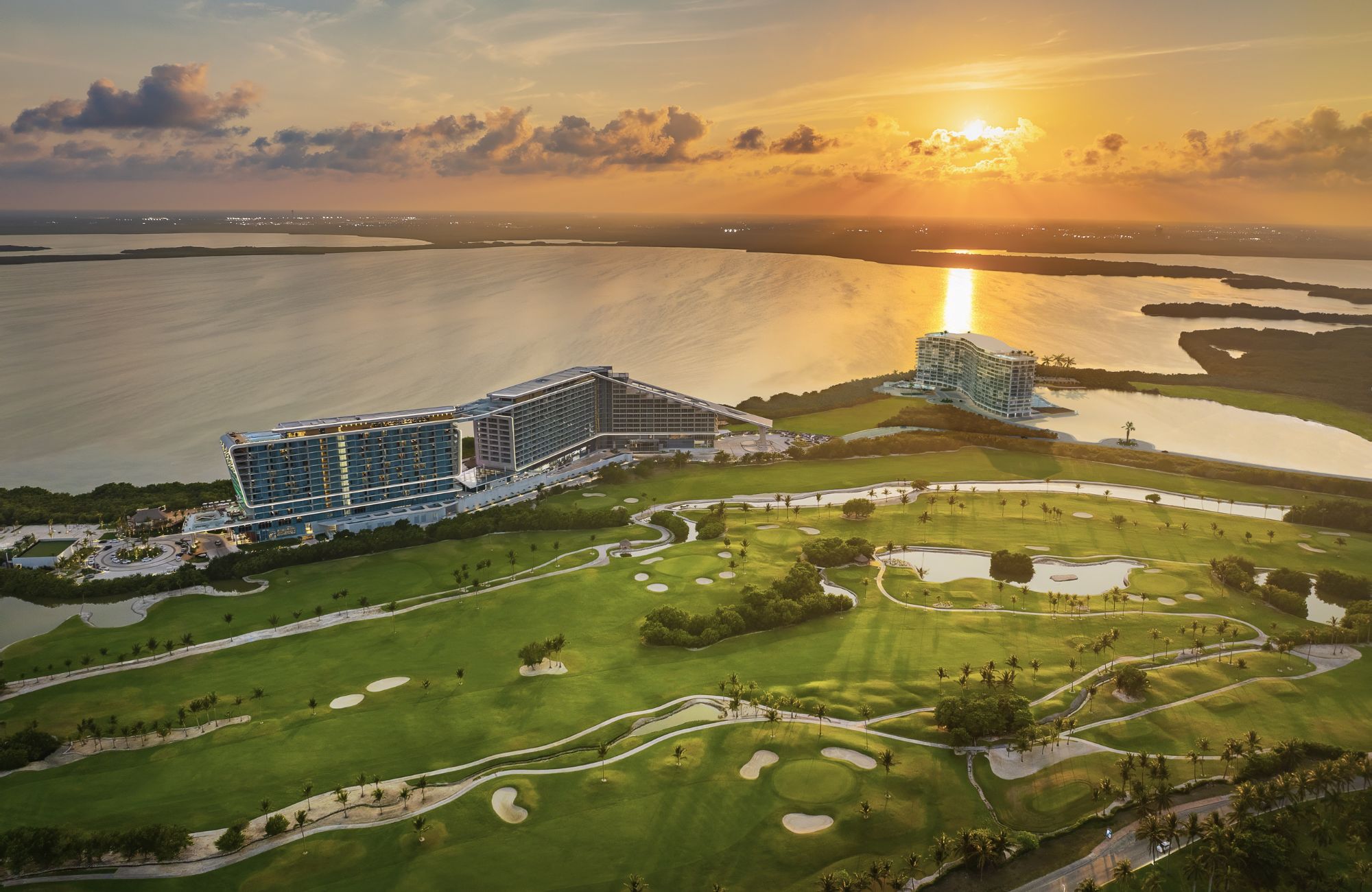 Condo con Club de playa frente al mar, en Costa mujeres, Canc&uacute;n