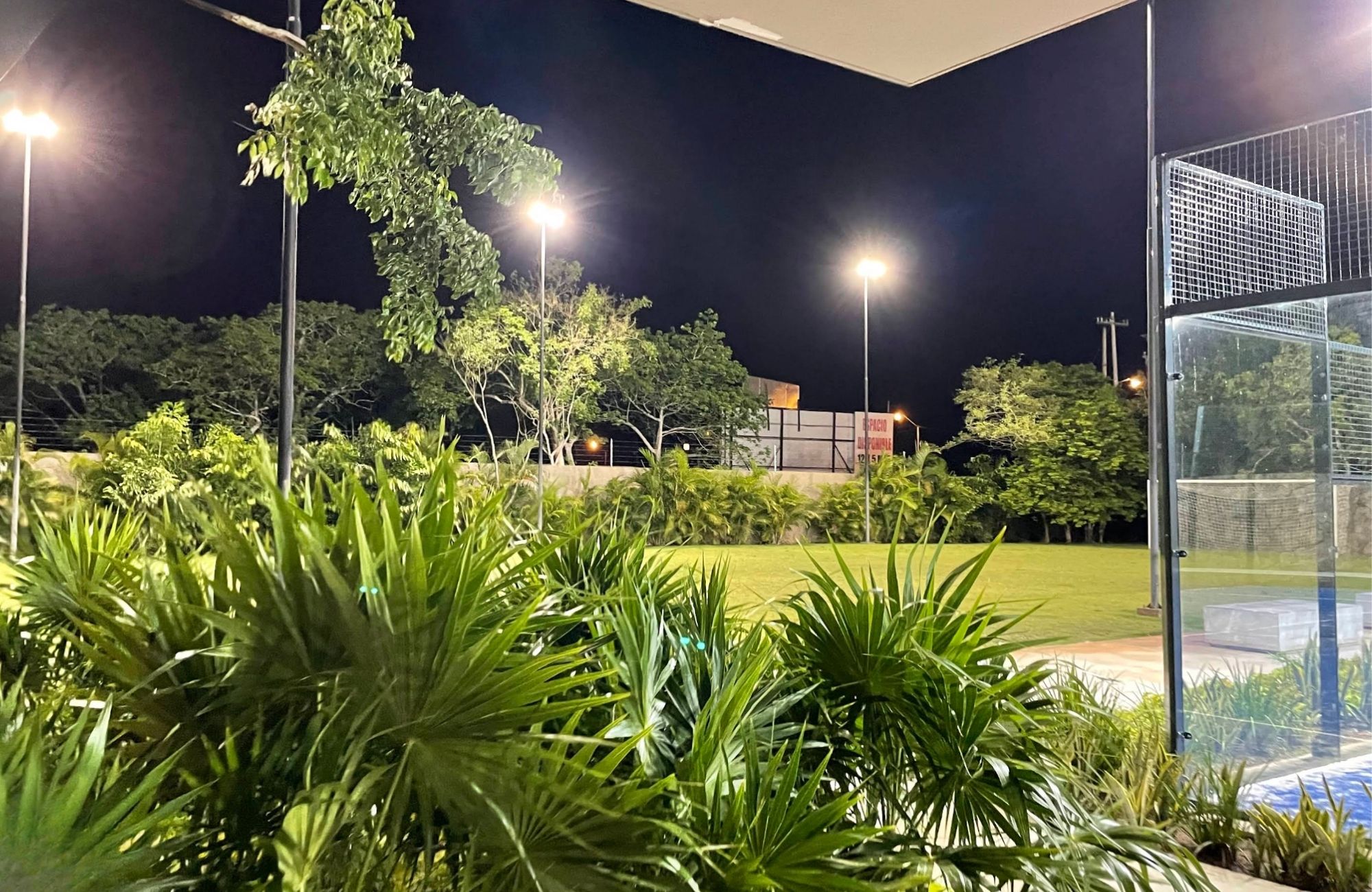 Single-family lot of 1,249 m2 in gated community, for sale, Zona Norte, M&eacute;rida