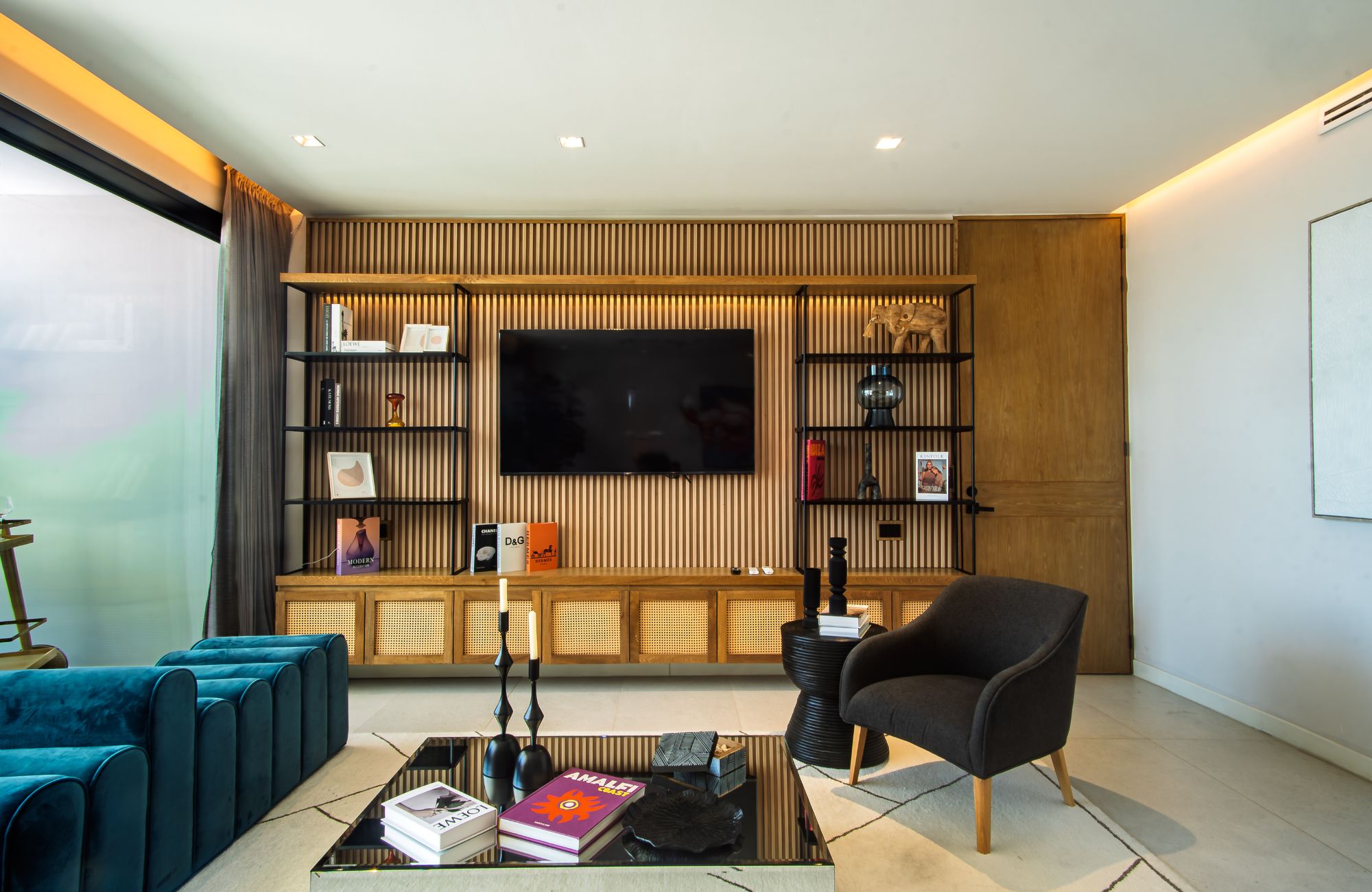 Condo with rooftop and pool, for sale, Downtown, Playa del Carmen.