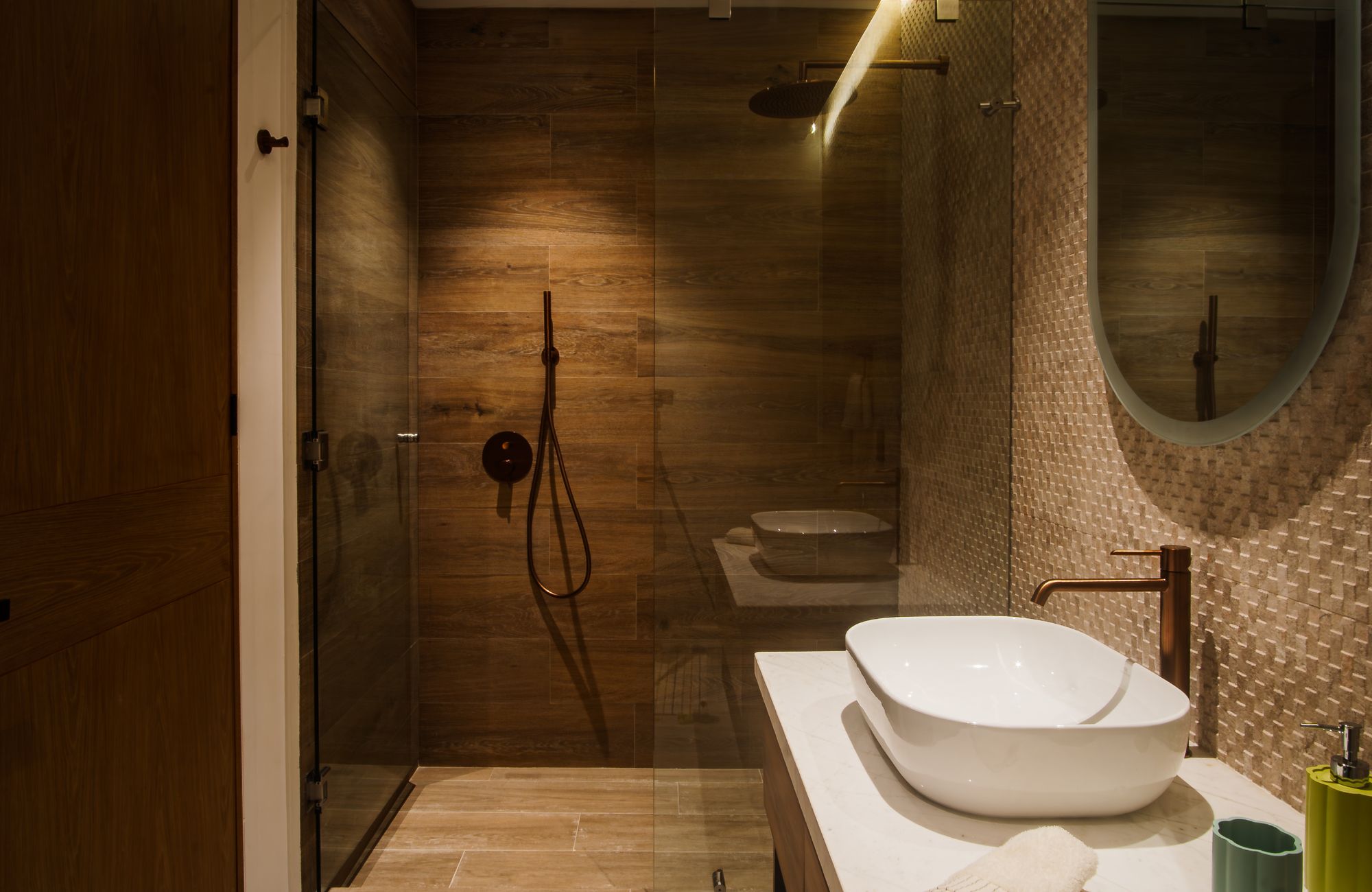 Departamento con varias terrazas privadas, en venta,&nbsp; Playacar, Playa del Carmen