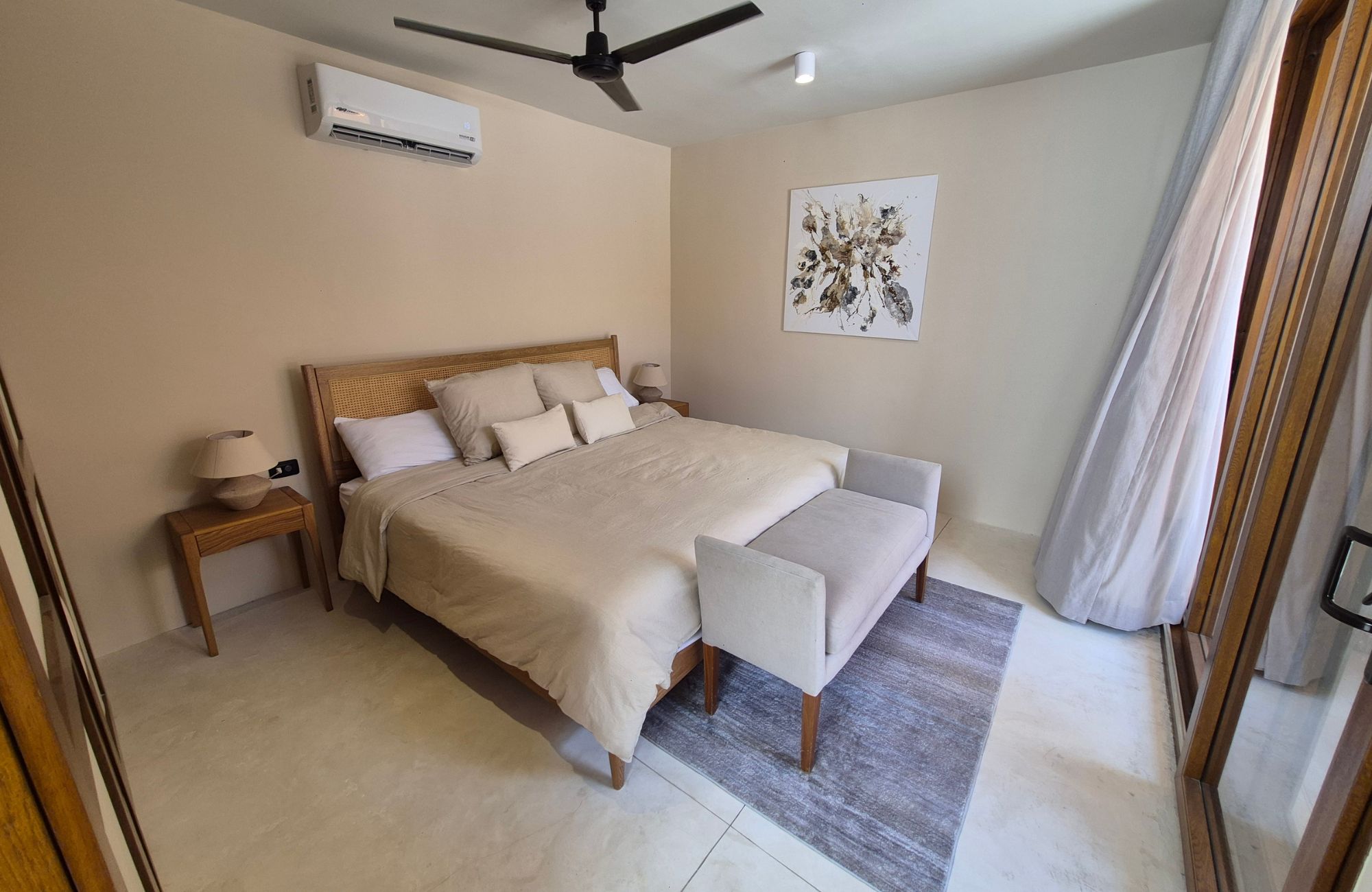 Departamento con terraza privada en venta de 2 rec&aacute;maras &ndash; Montebello, M&eacute;rida