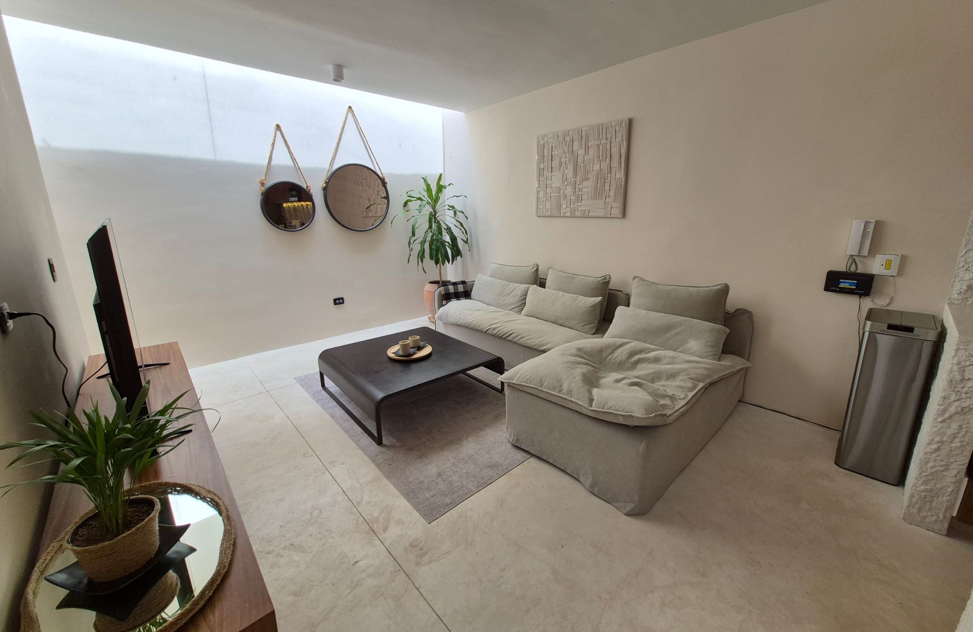 Departamento con terraza privada en venta de 2 rec&aacute;maras &ndash; Montebello, M&eacute;rida