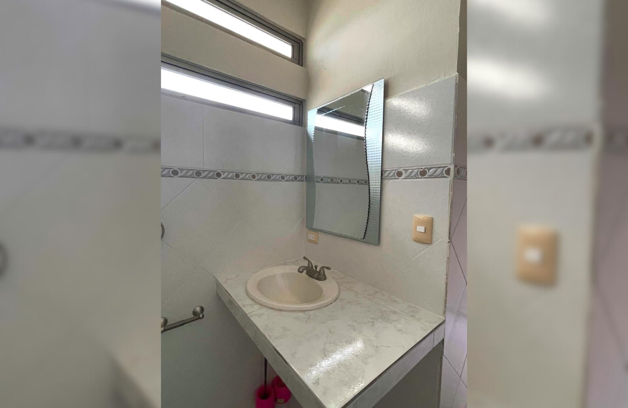 House with rooftop, terrace and patio in downtown M&eacute;rida.