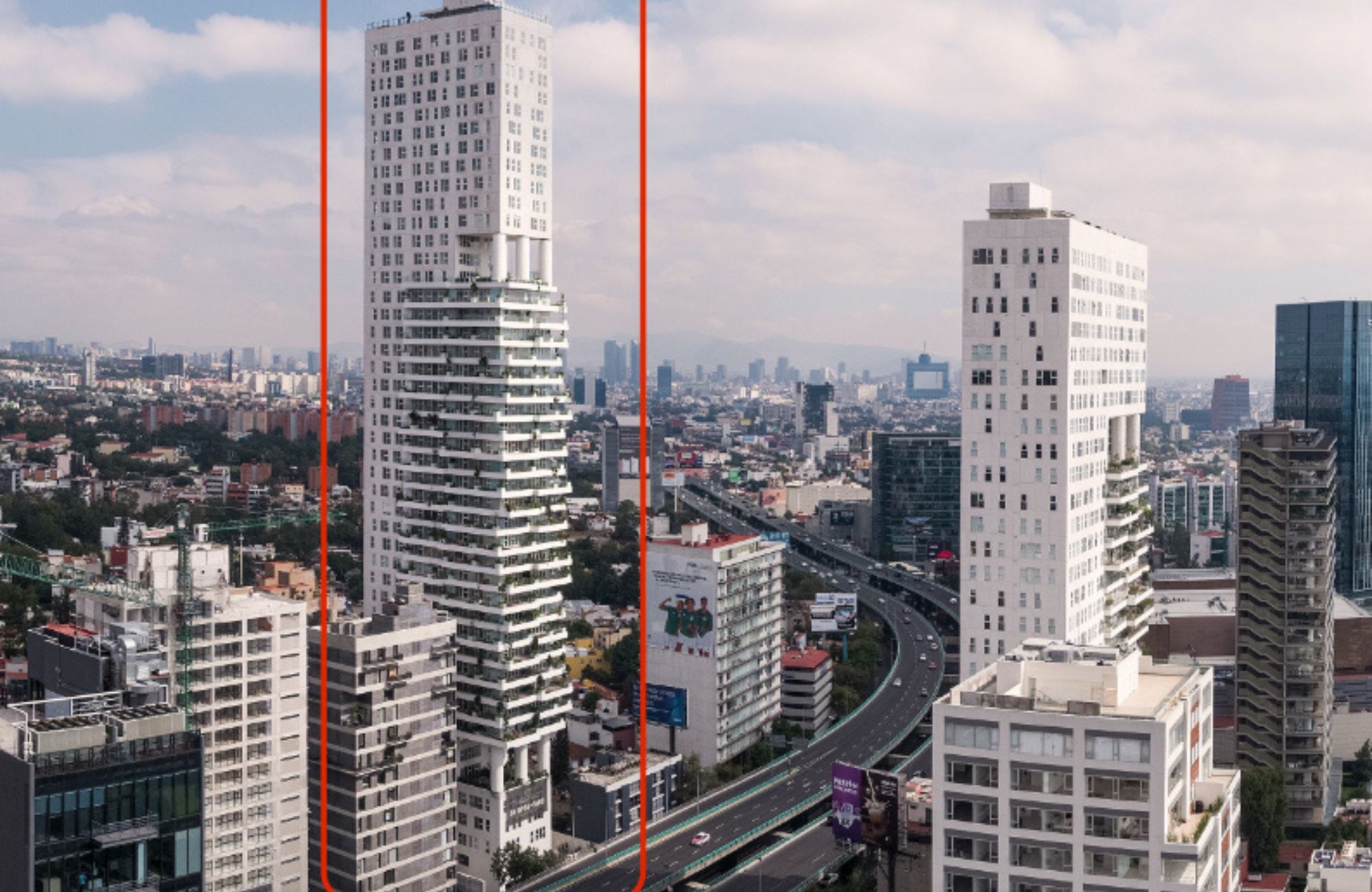 Penthouse con terraza semi techada de 37 m2, 4 estacionamientos, alberca con carril de nado, gimnasio, area de juegos, areas verdes, en vent