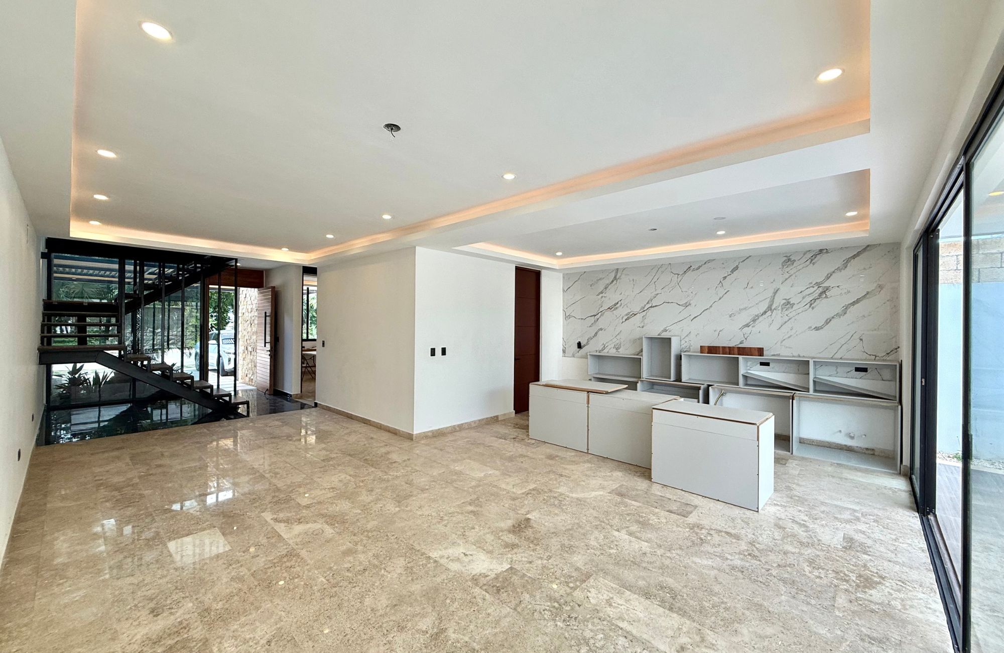 Casa con alberca privada, techos altos, en venta Residencial Aqua, Canc&uacute;n