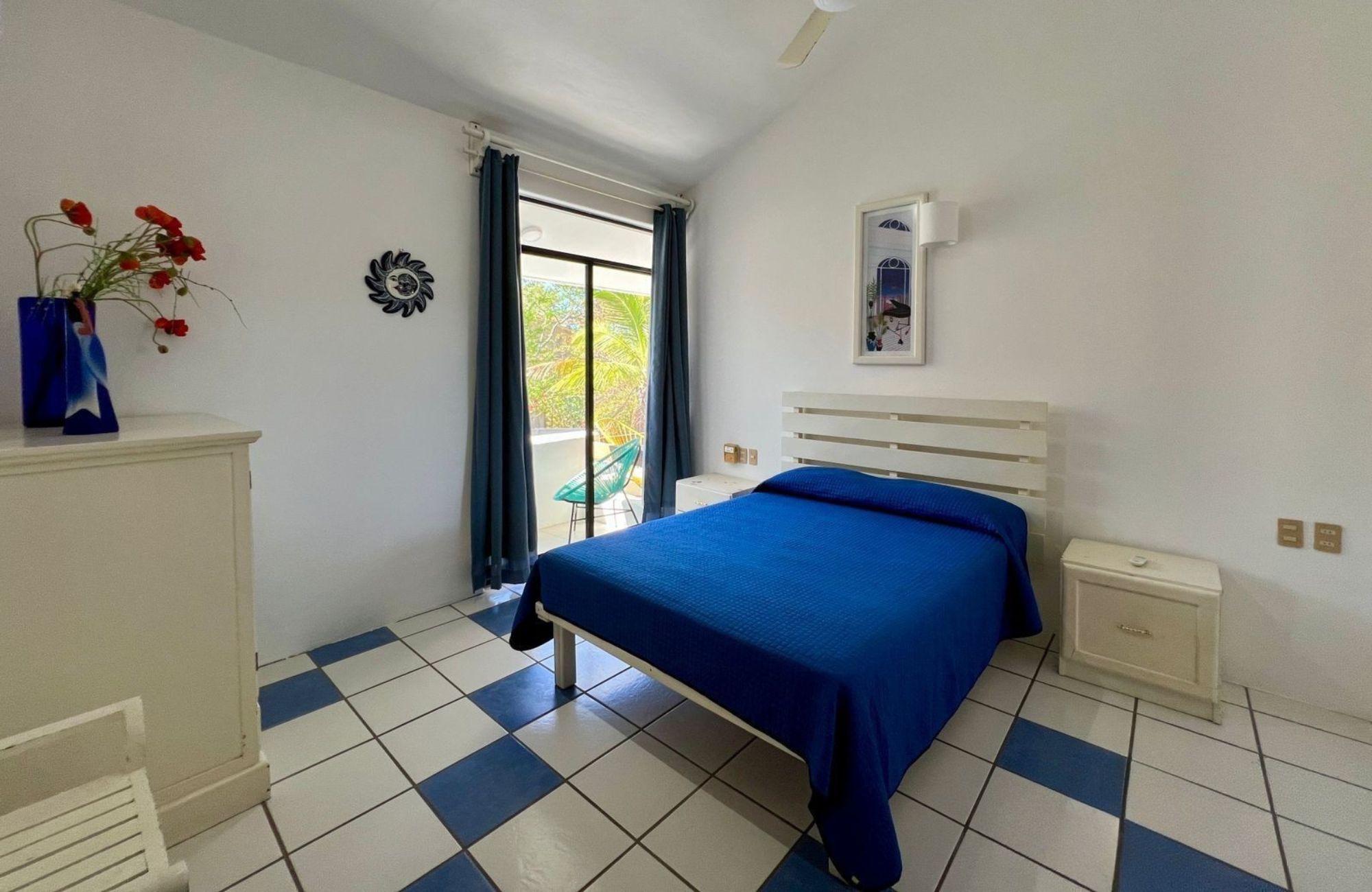 House with Private Pool for Sale, La Mina Puerto &Aacute;ngel, Oaxaca