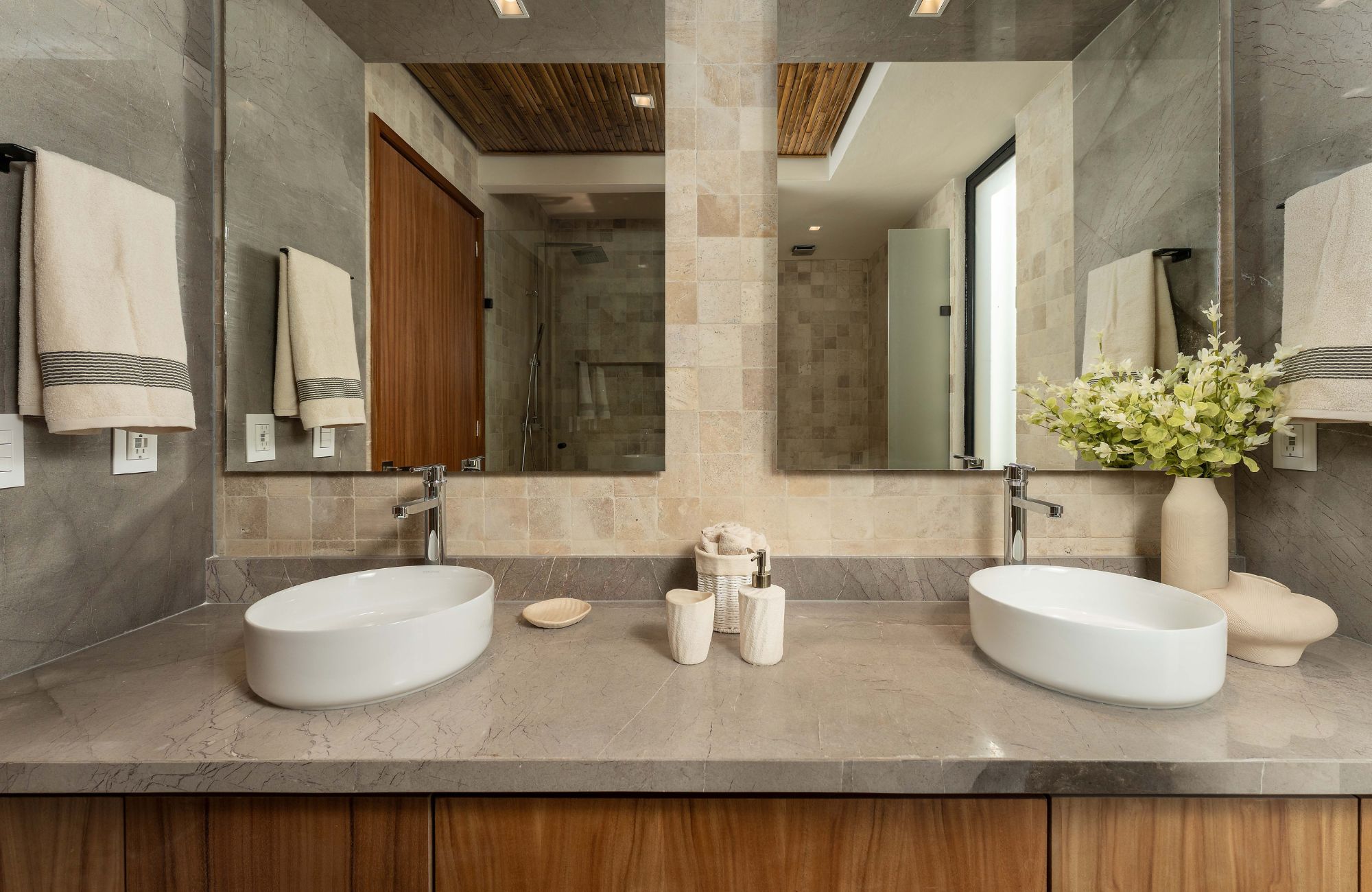 Oceanfront penthouse, beach club, spa and more, pre-sale El Tejon Huatulco