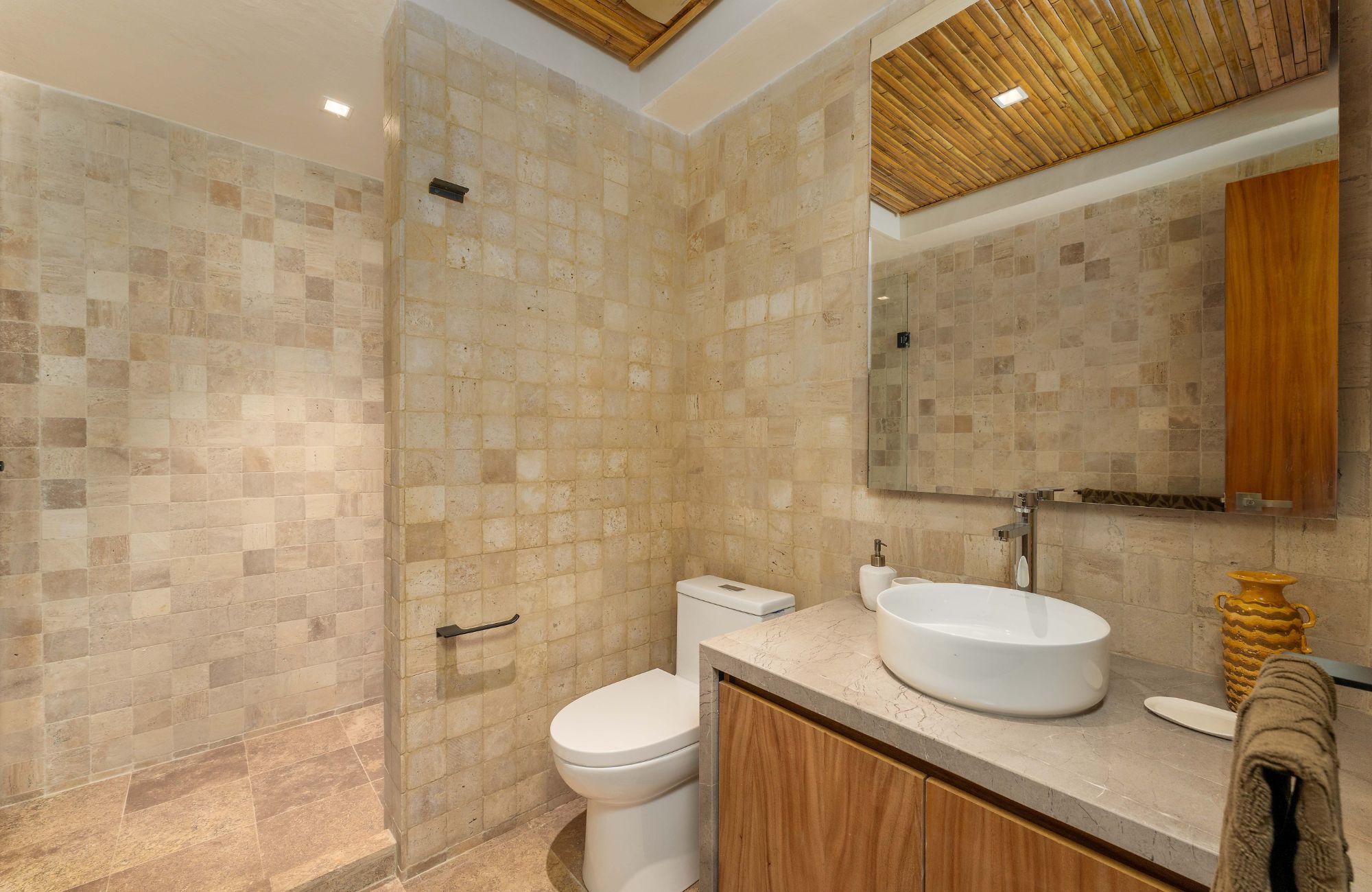 Apartment surrounded by natural reserve with private terrace for sale, Playa &Oacute;rgano, Huatulco